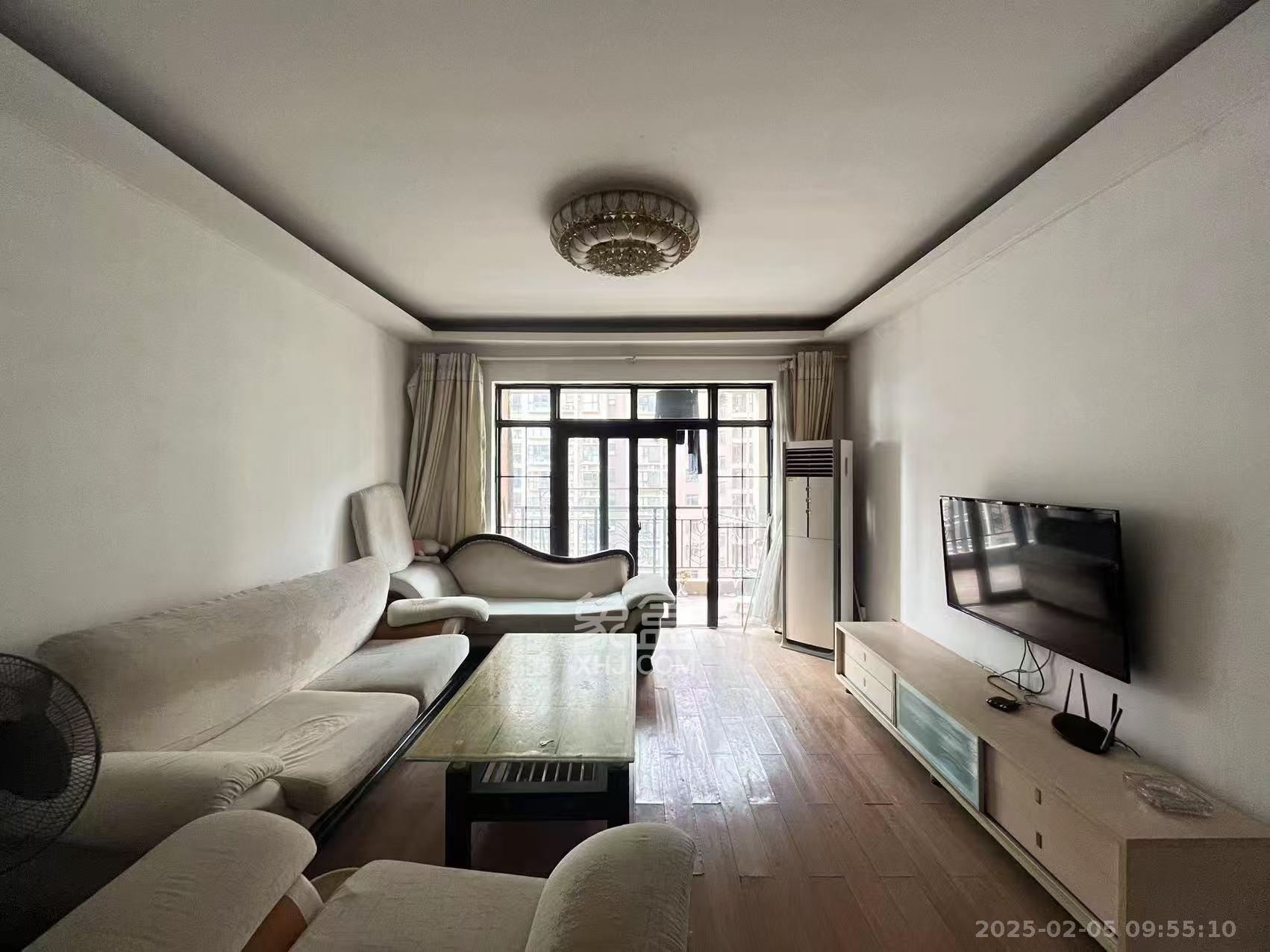 沁园春御院 3室2厅2卫 2400.0元/月 沁园春御院 3室2厅2卫 2400.0元/月室内图