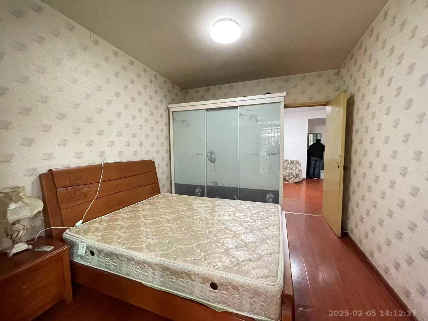 江南公寓  2室1厅1卫    1700.0元/月 江南公寓  2室1厅1卫    1700.0元/月室内图