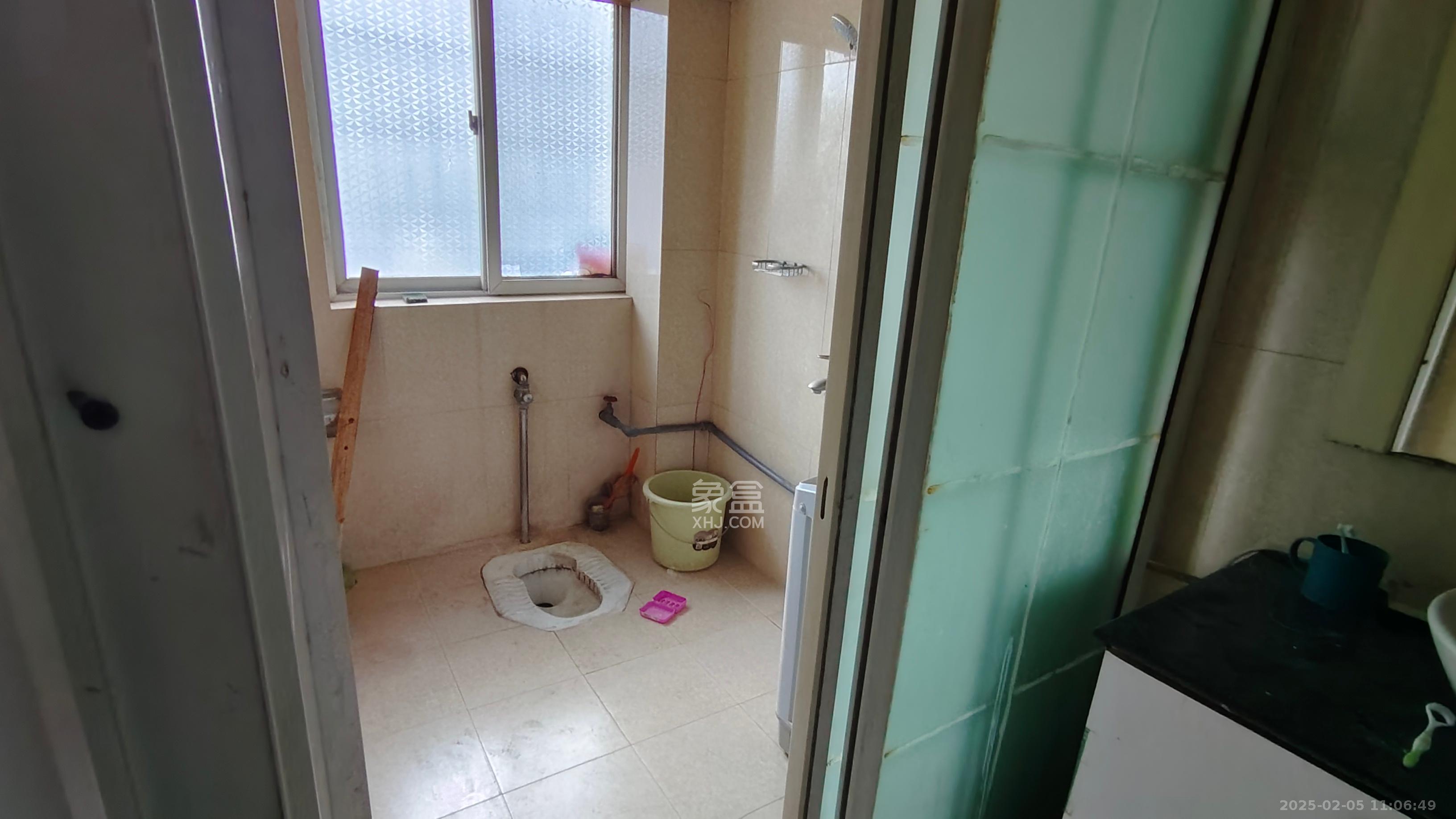 南锦家园 3室2厅1卫 2200.0元/月 南锦家园 3室2厅1卫 2200.0元/月室内图