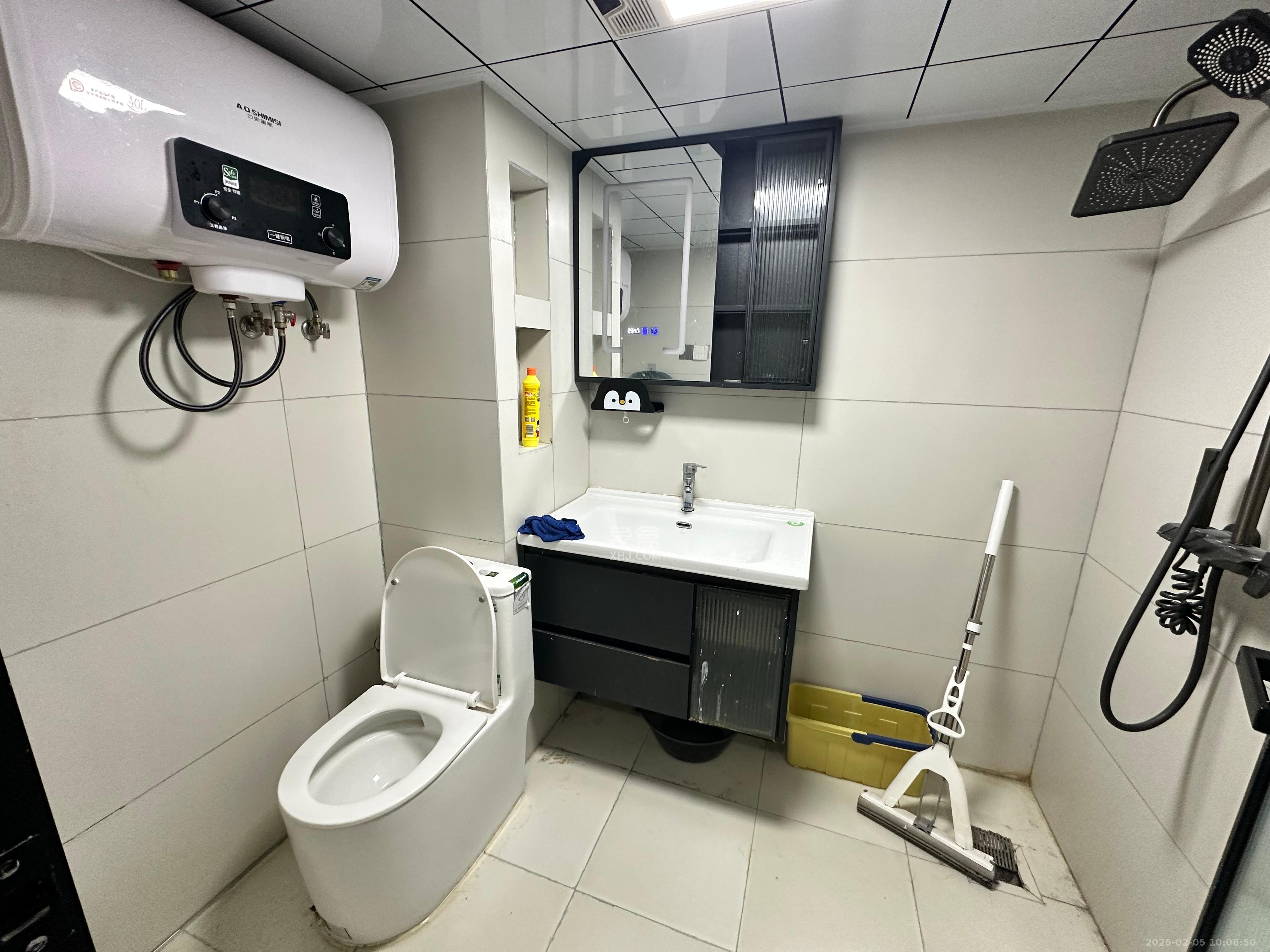 龙湖铂金岛 2室1厅1卫 2400.0元/月 龙湖铂金岛 2室1厅1卫 2400.0元/月室内图