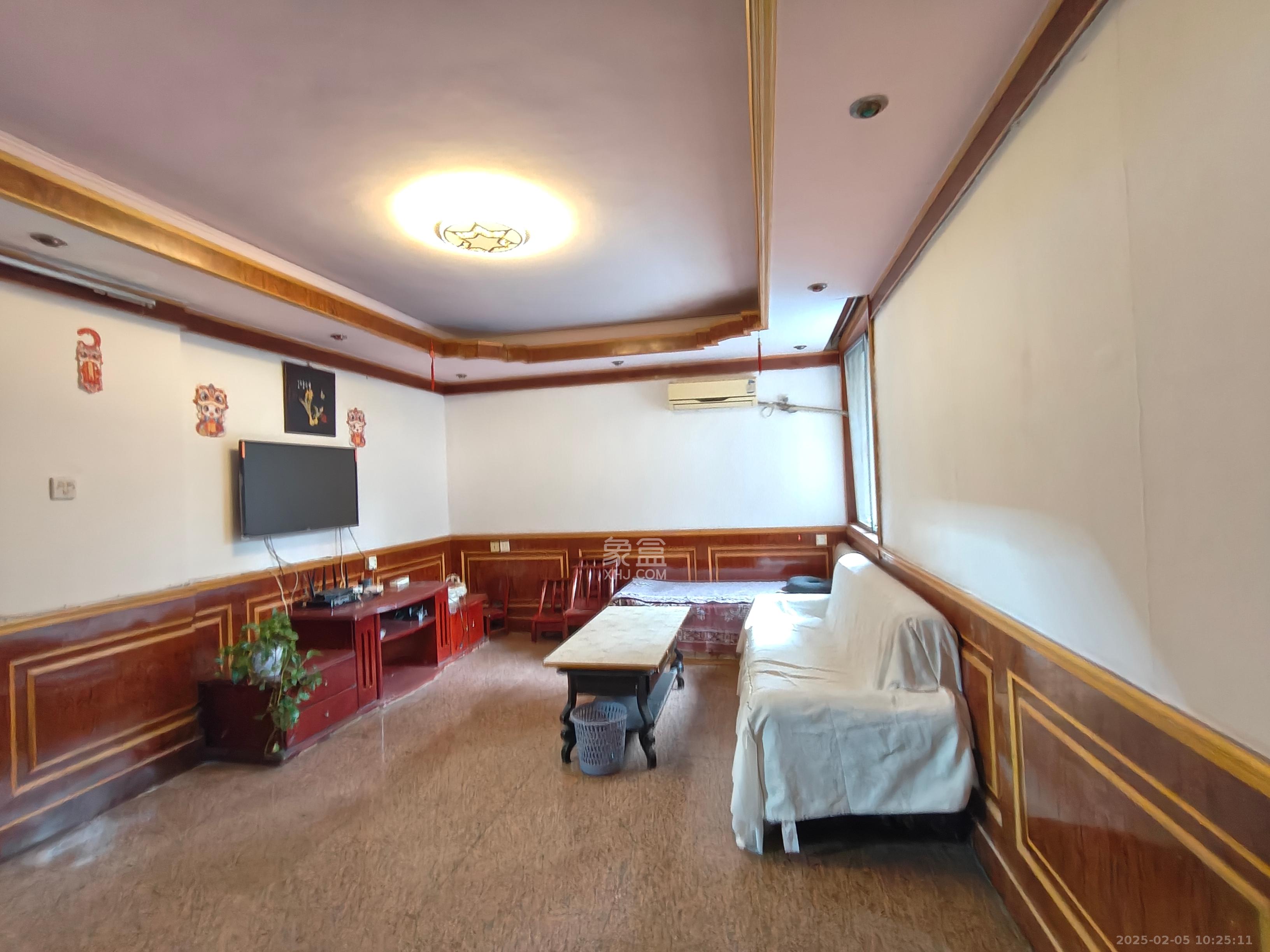 城市花园  2室1厅2卫    2500.0元/月 城市花园  2室1厅2卫    2500.0元/月室内图