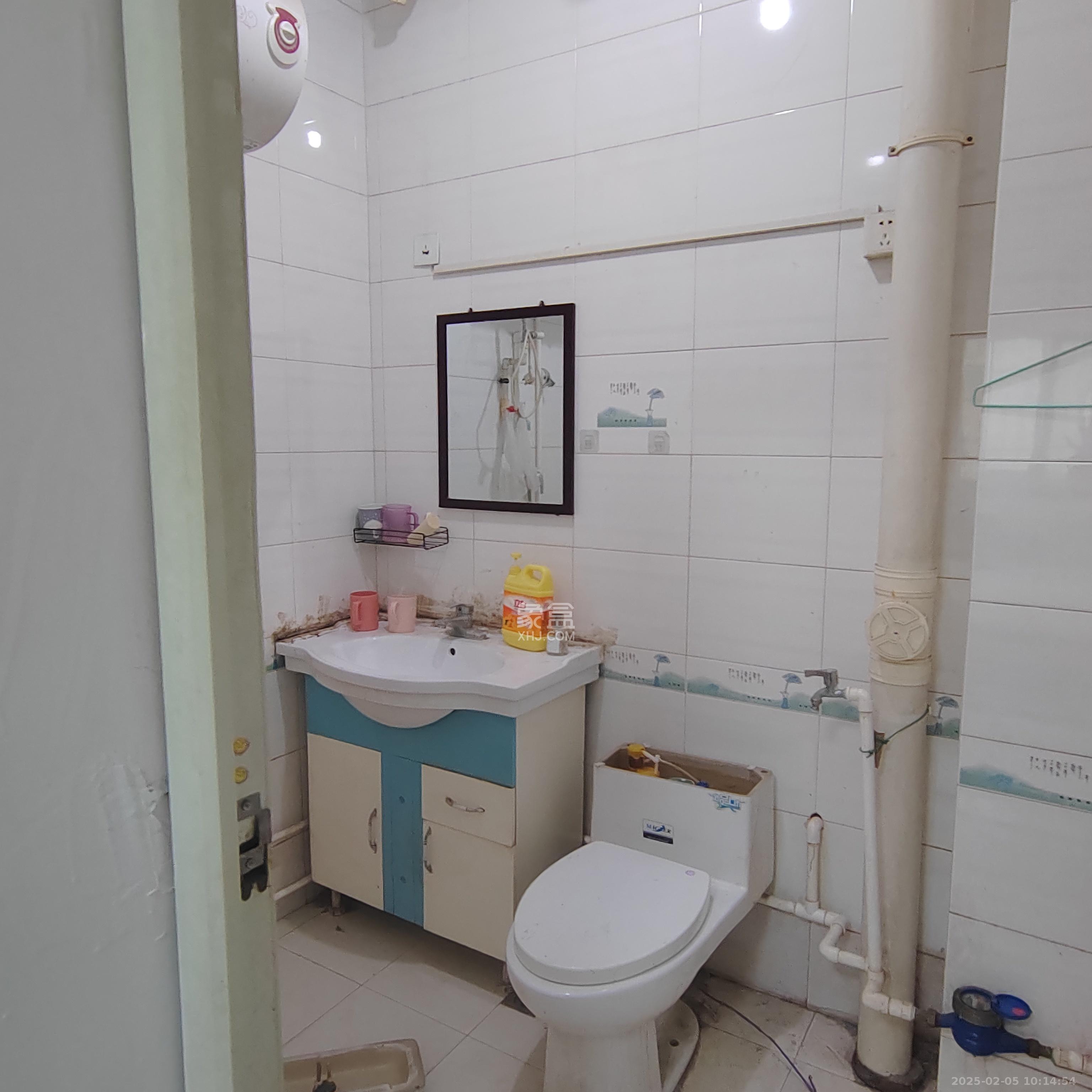 中南汽车世界 2室1厅1卫 1250.0元/月 中南汽车世界 2室1厅1卫 1250.0元/月室内图