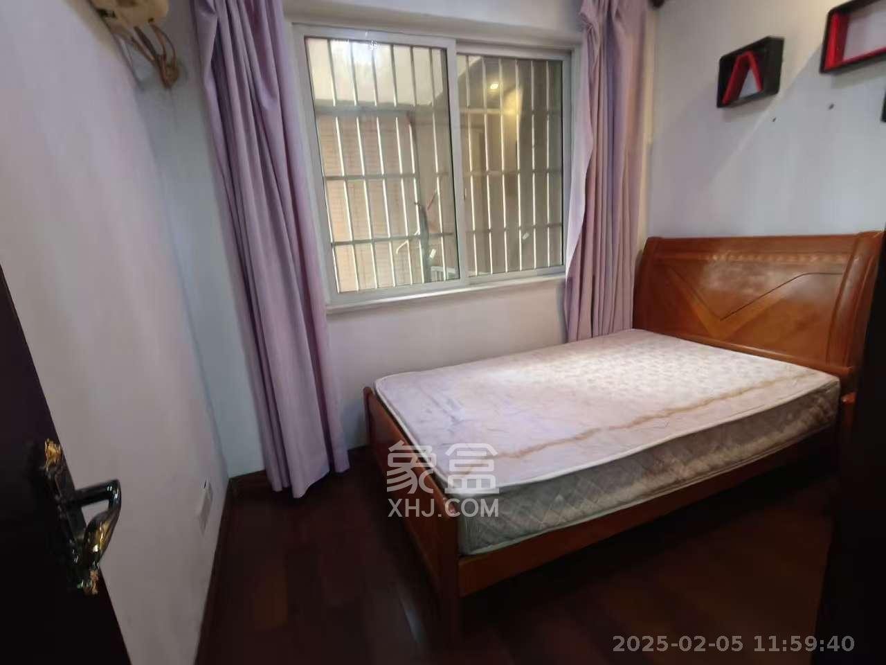 鑫科明珠  4室2厅2卫   3200.00元/月室内图