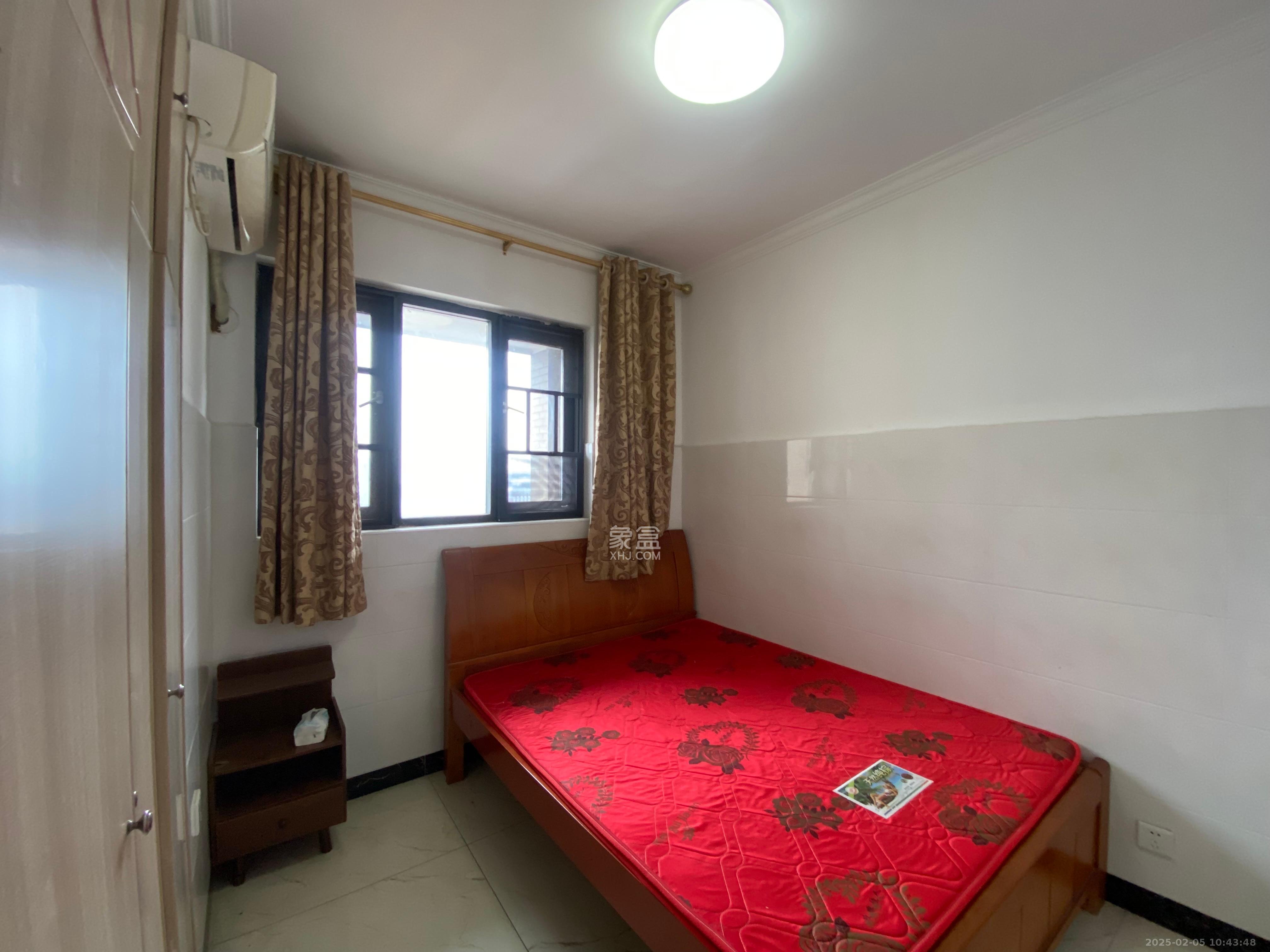 东岸梅园小区 2室2厅1卫 1800.0元/月 东岸梅园小区 2室2厅1卫 1800.0元/月室内图