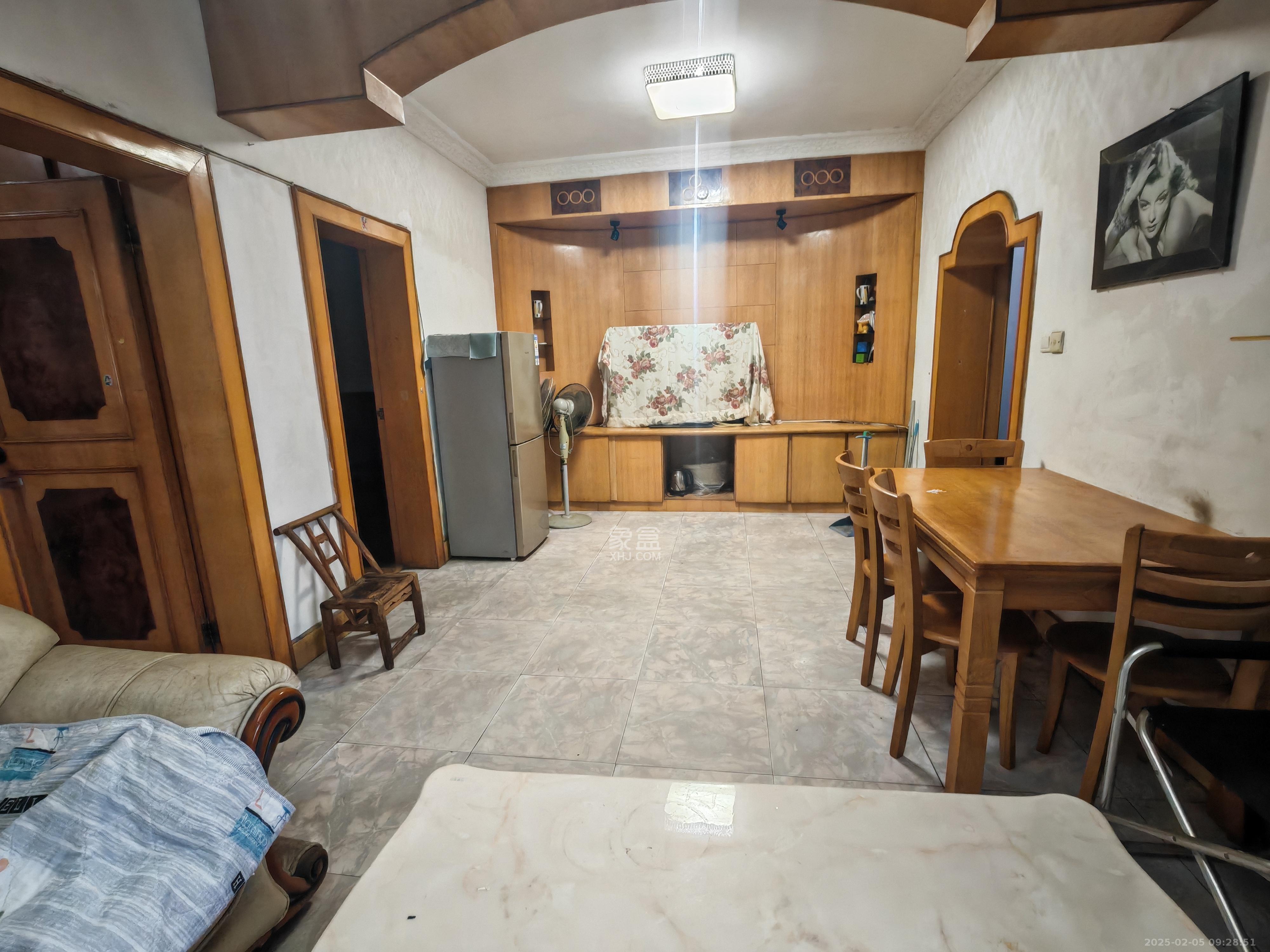 通程物流宿舍 1室1厅1卫 1300.0元/月 通程物流宿舍 1室1厅1卫 1300.0元/月室内图