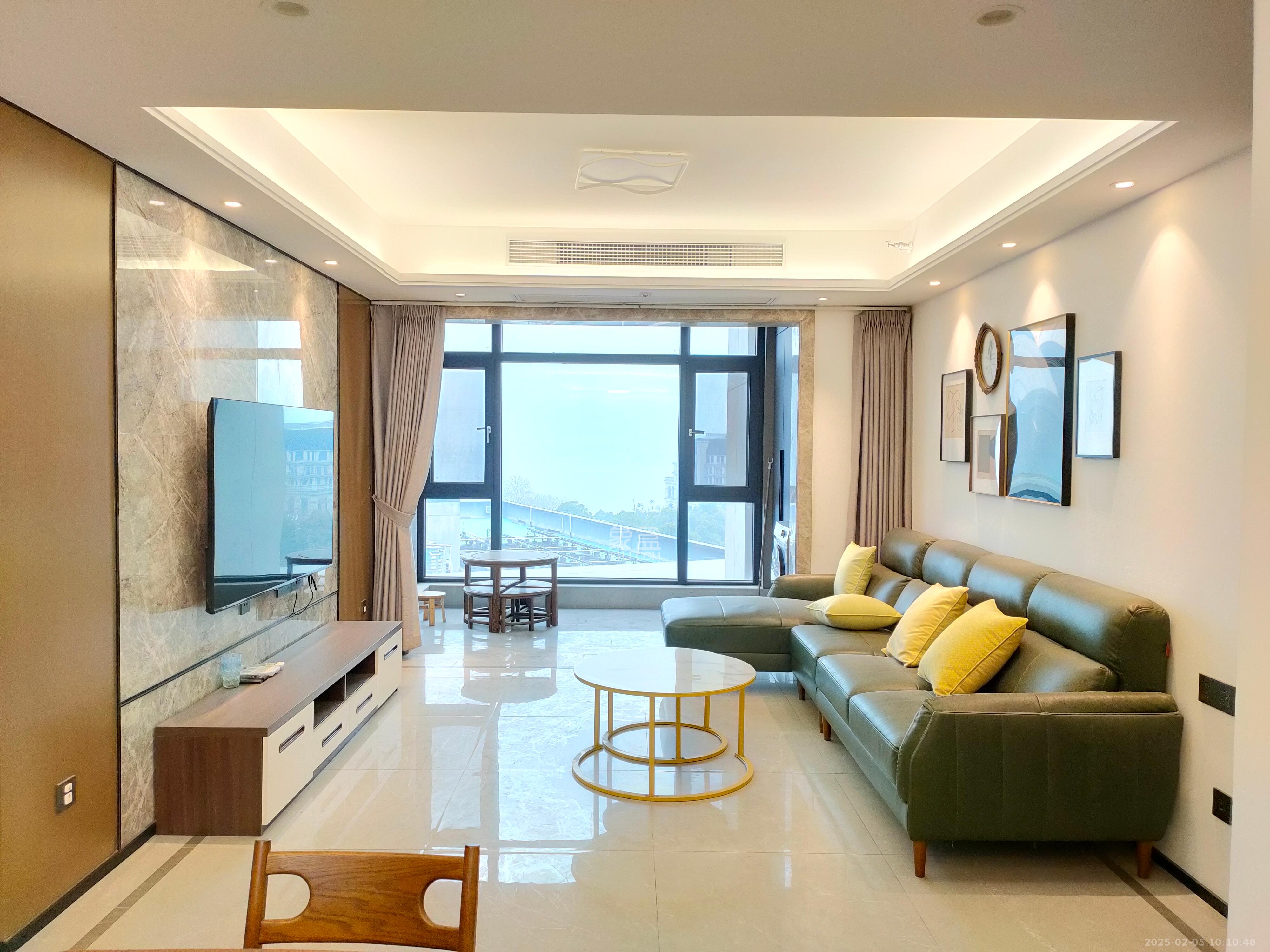 万科里金域国际 4室2厅2卫 5800.0元/月 万科里金域国际 4室2厅2卫 5800.0元/月室内图