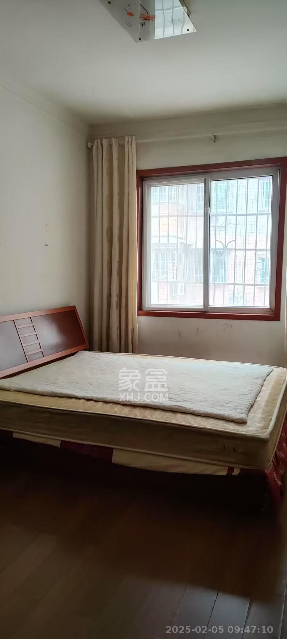 圆梦灰埠大市场 3室2厅1卫 1600.0元/月 圆梦灰埠大市场 3室2厅1卫 1600.0元/月室内图