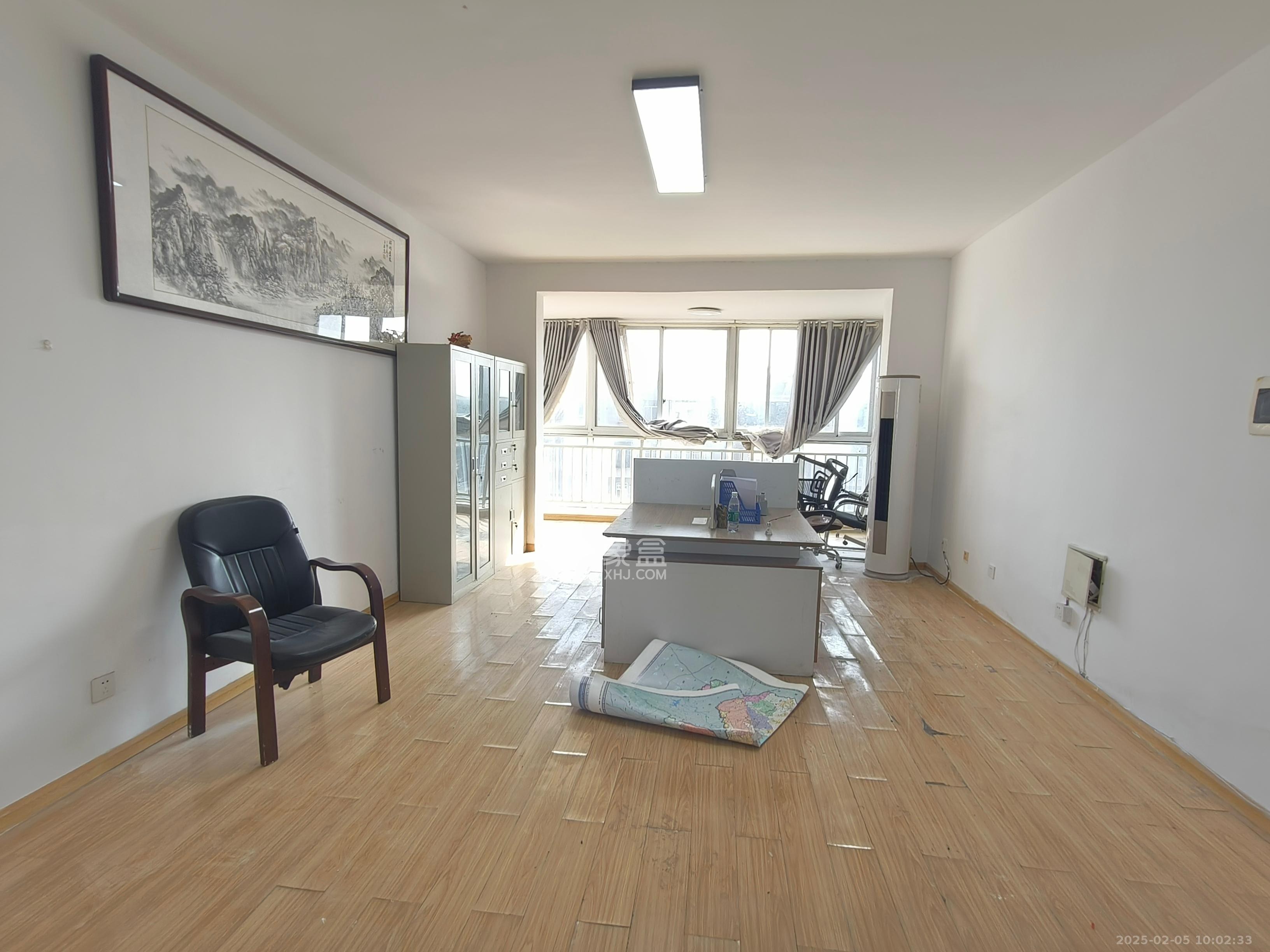 德泽苑  3室2厅2卫    2200.0元/月 德泽苑  3室2厅2卫    2200.0元/月室内图1