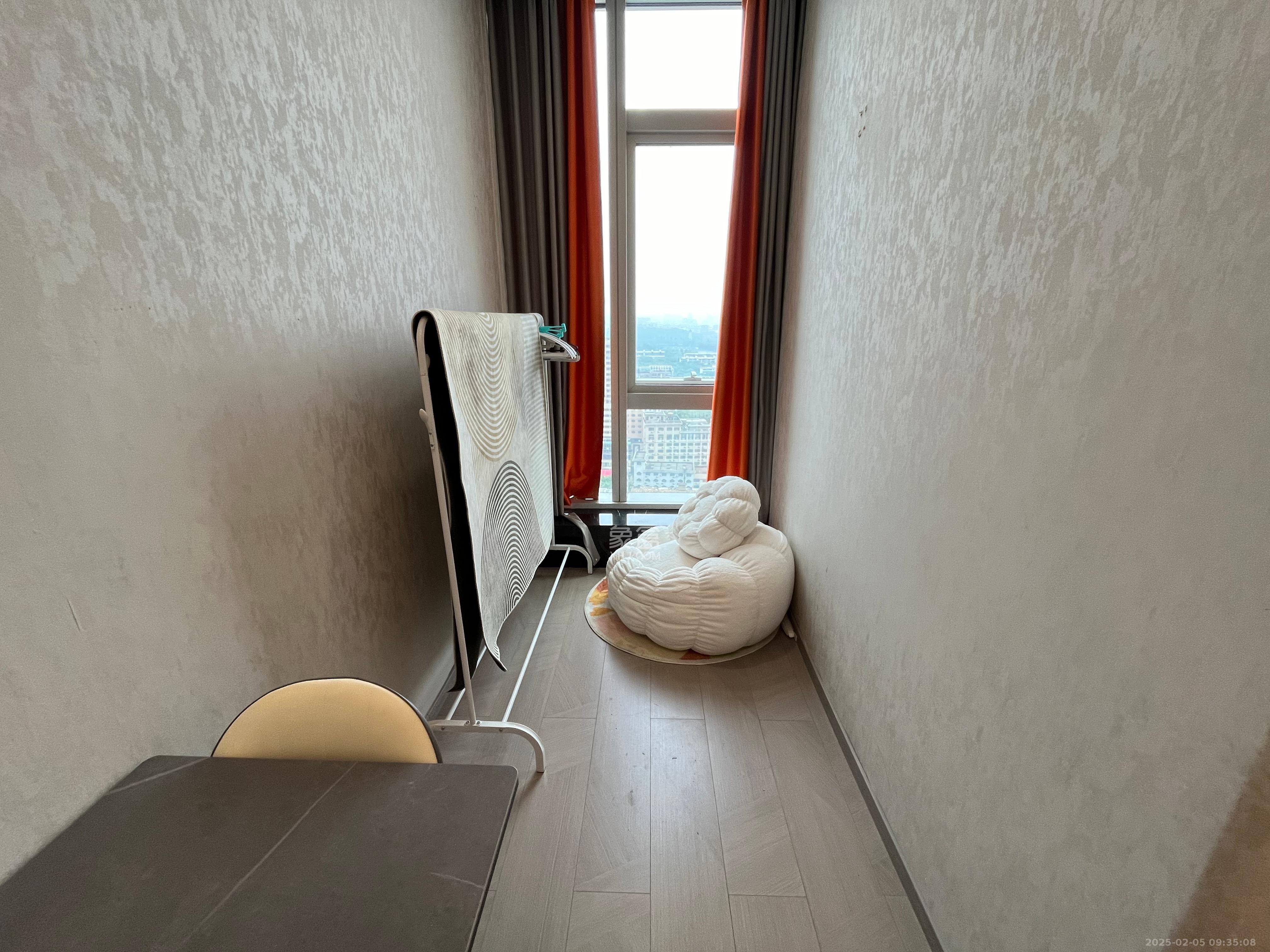 敬天广场 1室1厅1卫 2200.0元/月 敬天广场 1室1厅1卫 2200.0元/月室内图