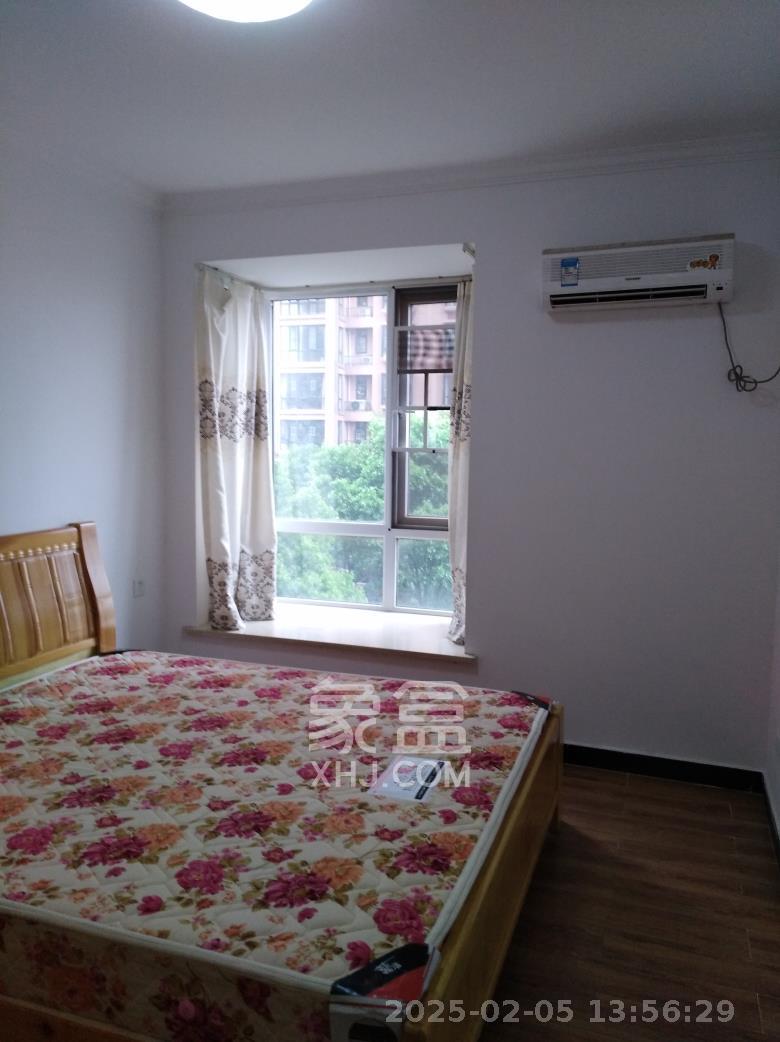 丽发新城  2室2厅1卫   1700.00元/月室内图