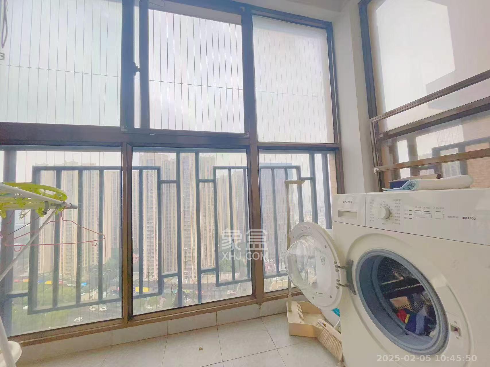 香樟鑫都 3室1厅1卫 3200.0元/月 香樟鑫都 3室1厅1卫 3200.0元/月室内图