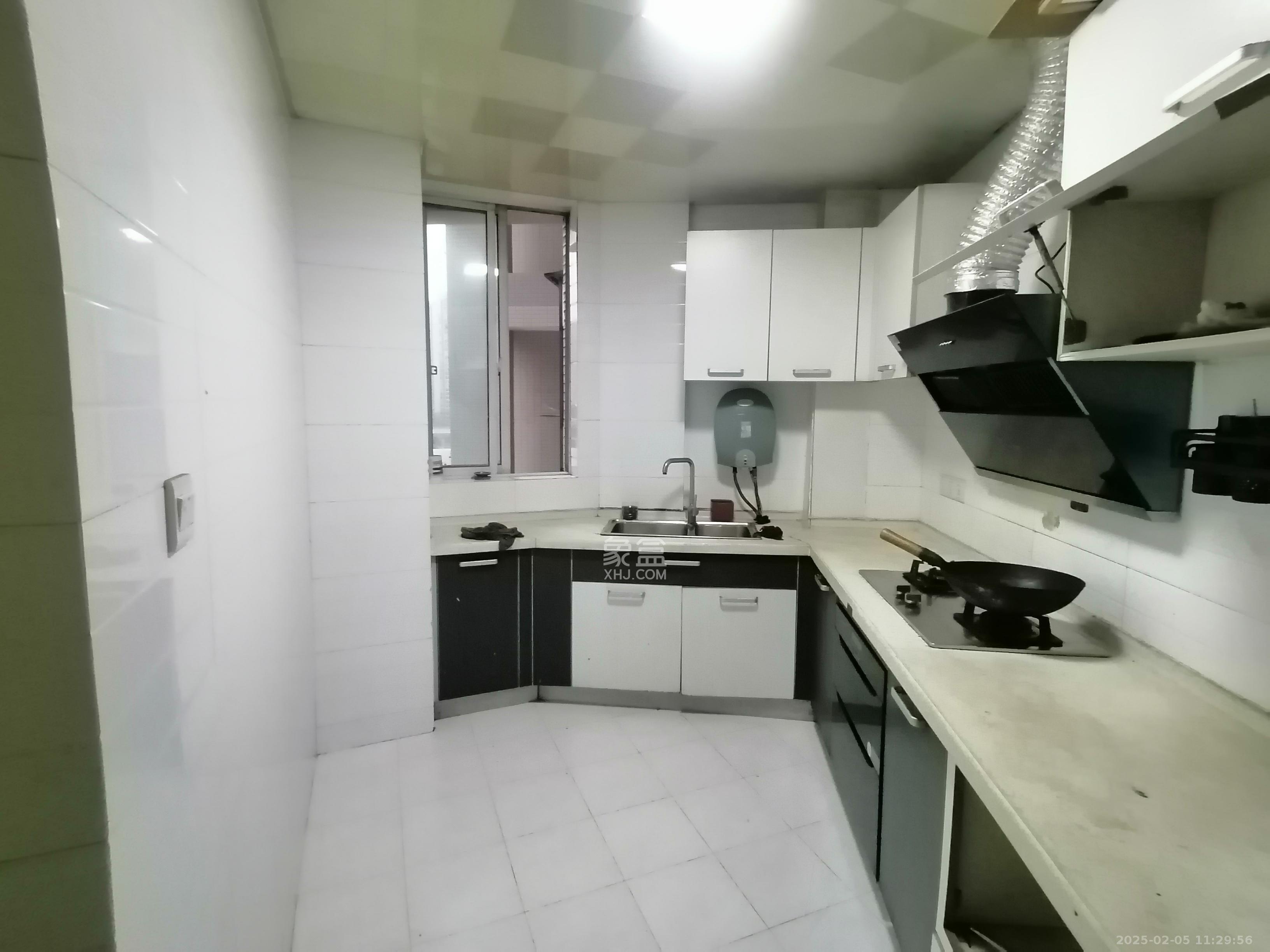 城市山水豪园(山水城市风景) 3室2厅2卫 2800.0元/月 城市山水豪园(山水城市风景) 3室2厅2卫 2800.0元/月室内图