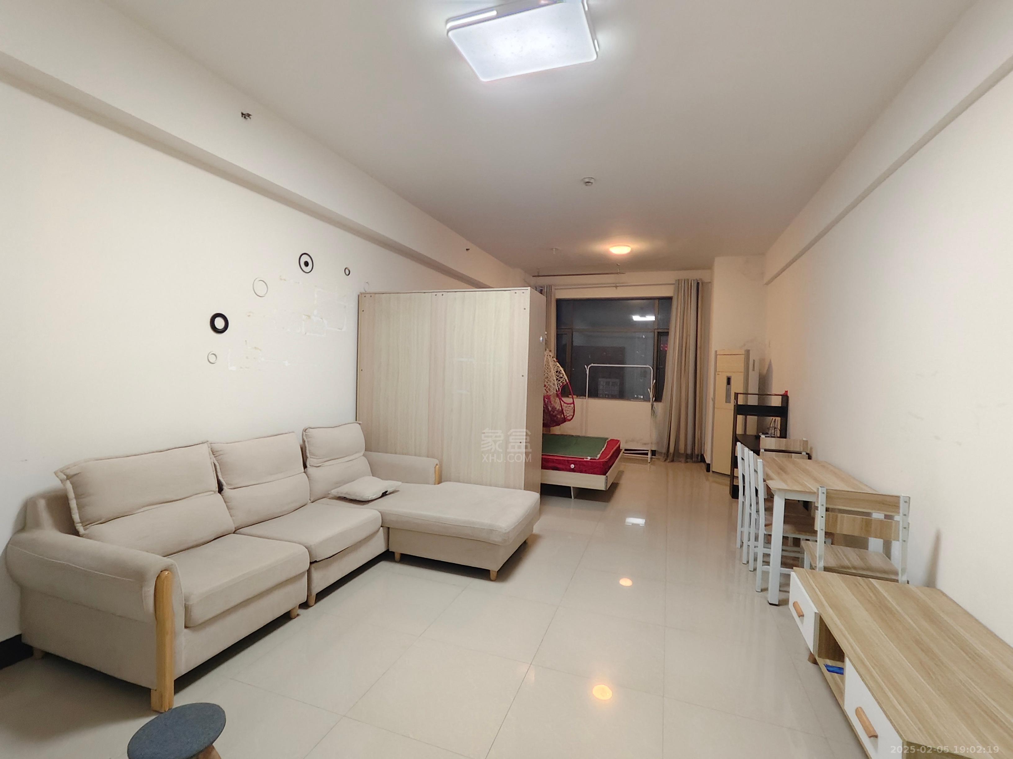 时尚新天地(平和堂) 1室0厅1卫 1300.0元/月 时尚新天地(平和堂) 1室0厅1卫 1300.0元/月室内图