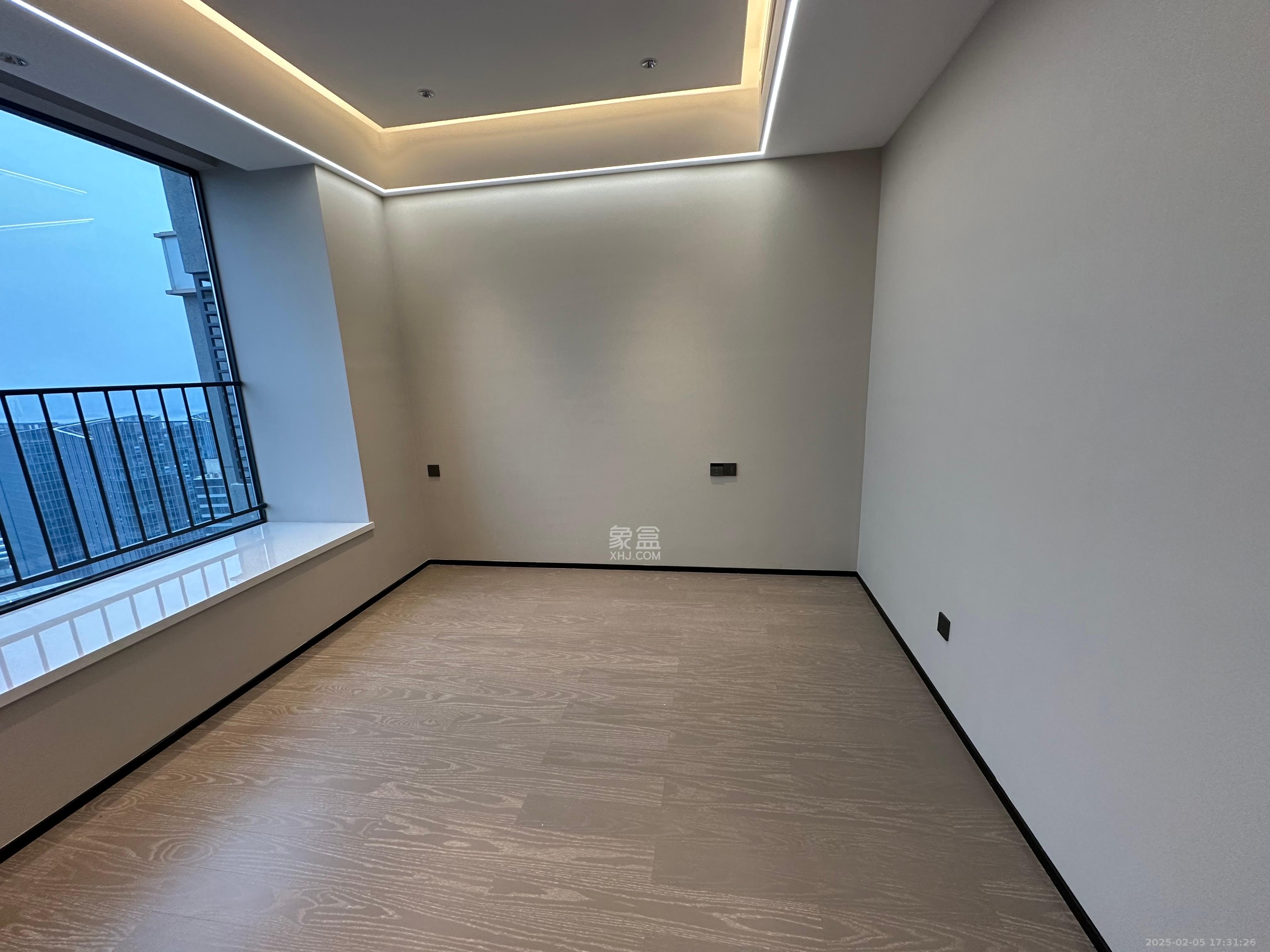 旭辉铂悦湘江  4室2厅2卫   17000.00元/月室内图