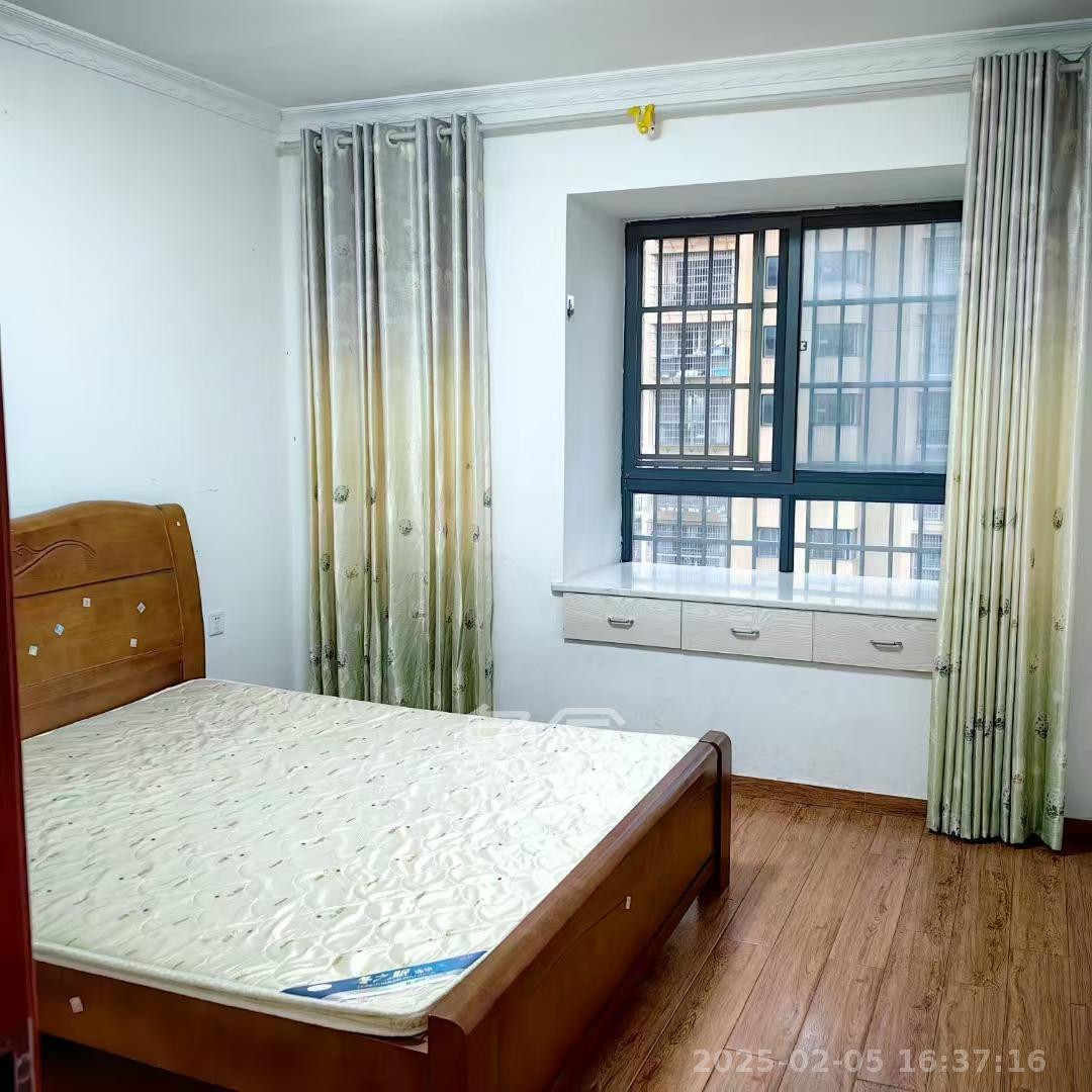 观沙嘉园 3室2厅1卫 2500.0元/月 观沙嘉园 3室2厅1卫 2500.0元/月室内图