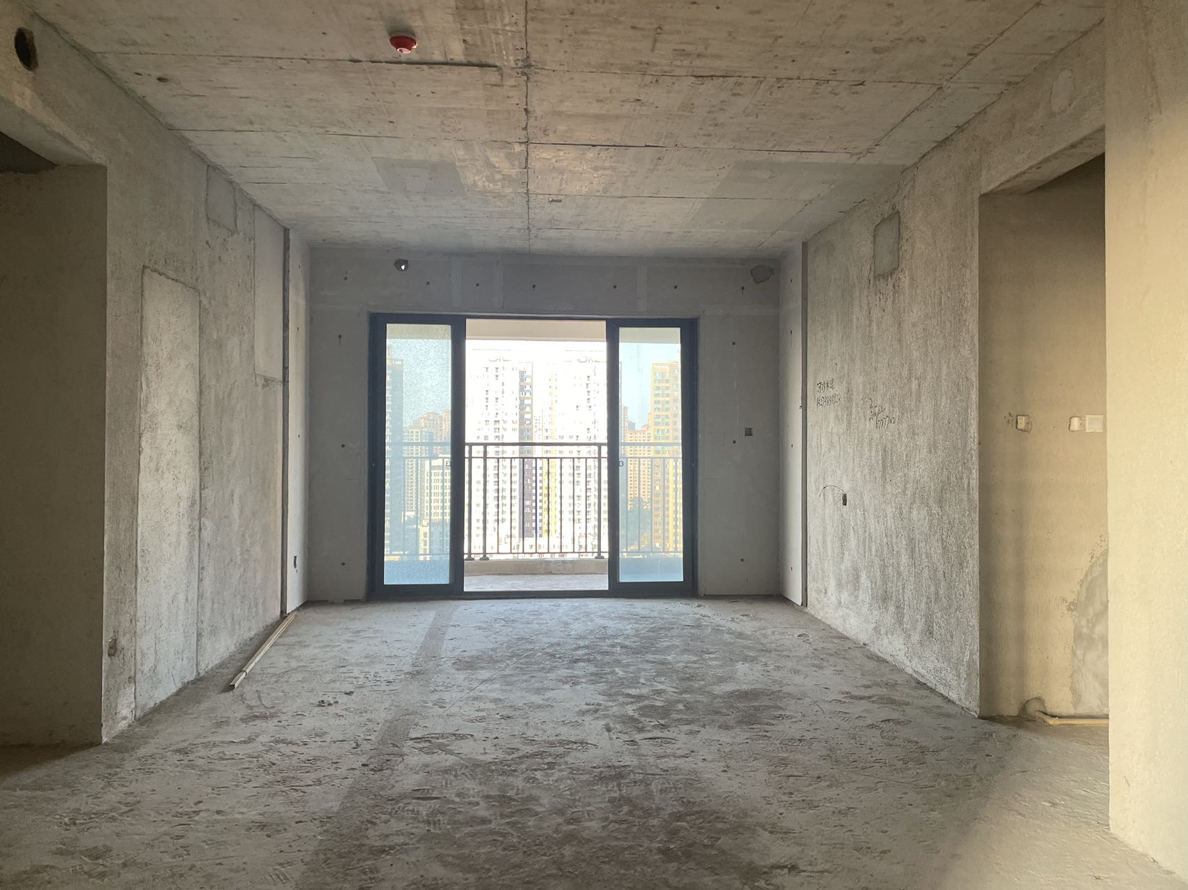 宁邦中心(文华里) 3室2厅2卫 68.8万 宁邦中心(文华里) 3室2厅2卫 68.8万客厅