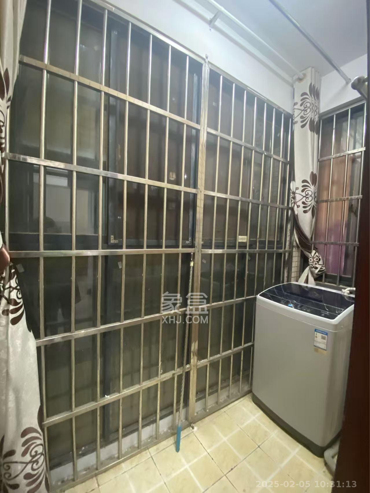 锦湘国际星城三期(锦绣苑) 1室1厅1卫 1700.0元/月 锦湘国际星城三期(锦绣苑) 1室1厅1卫 1700.0元/月室内图