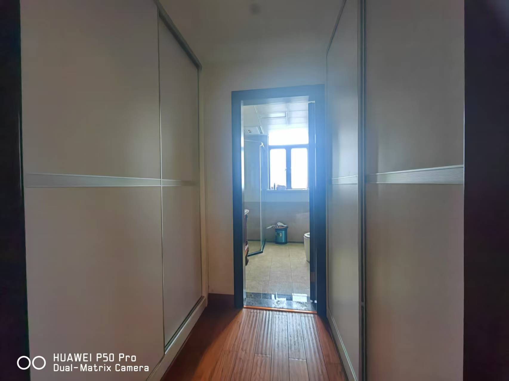 碧桂园 5室2厅4卫 368.8万 碧桂园 5室2厅4卫 368.8万客厅