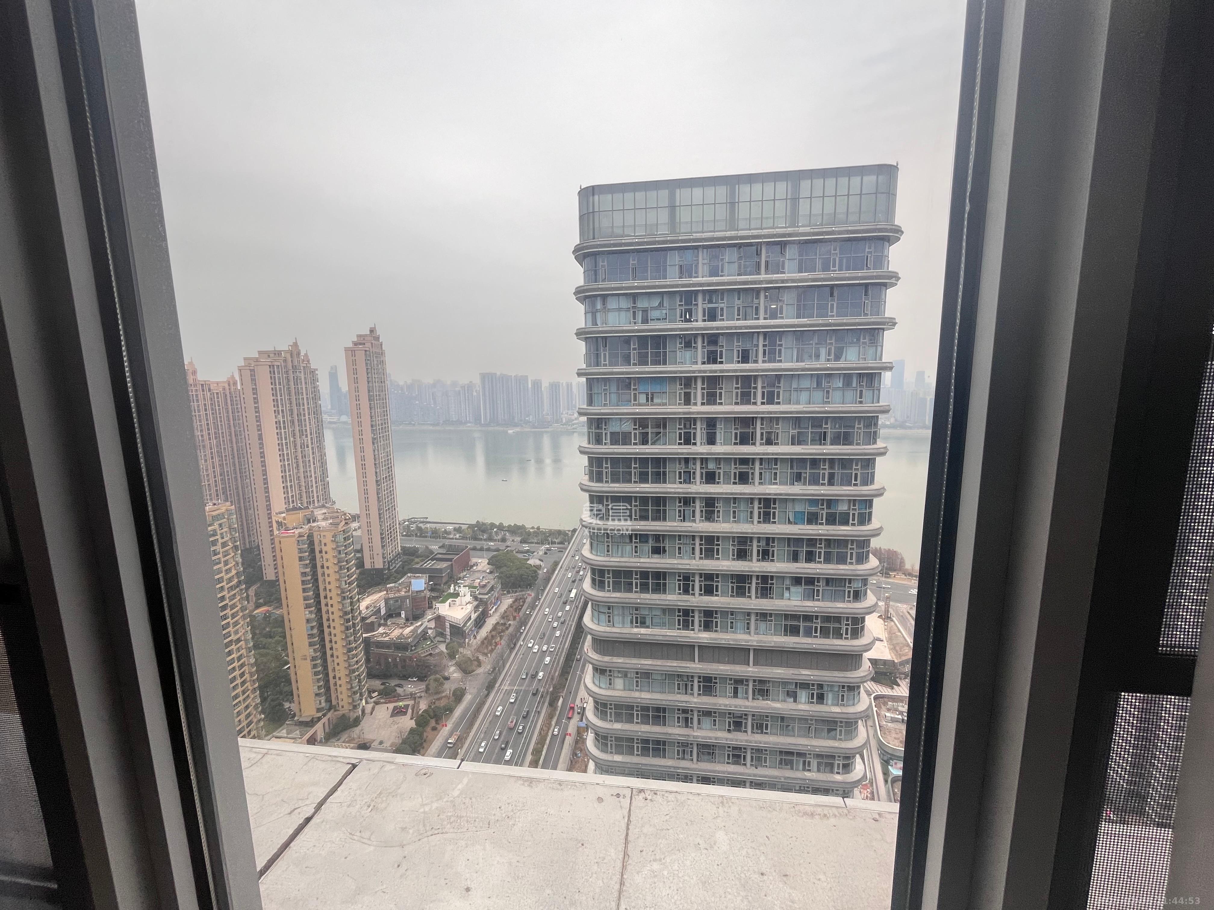 保利天禧EF区 2室1厅1卫 2000.0元/月 保利天禧EF区 2室1厅1卫 2000.0元/月室内图