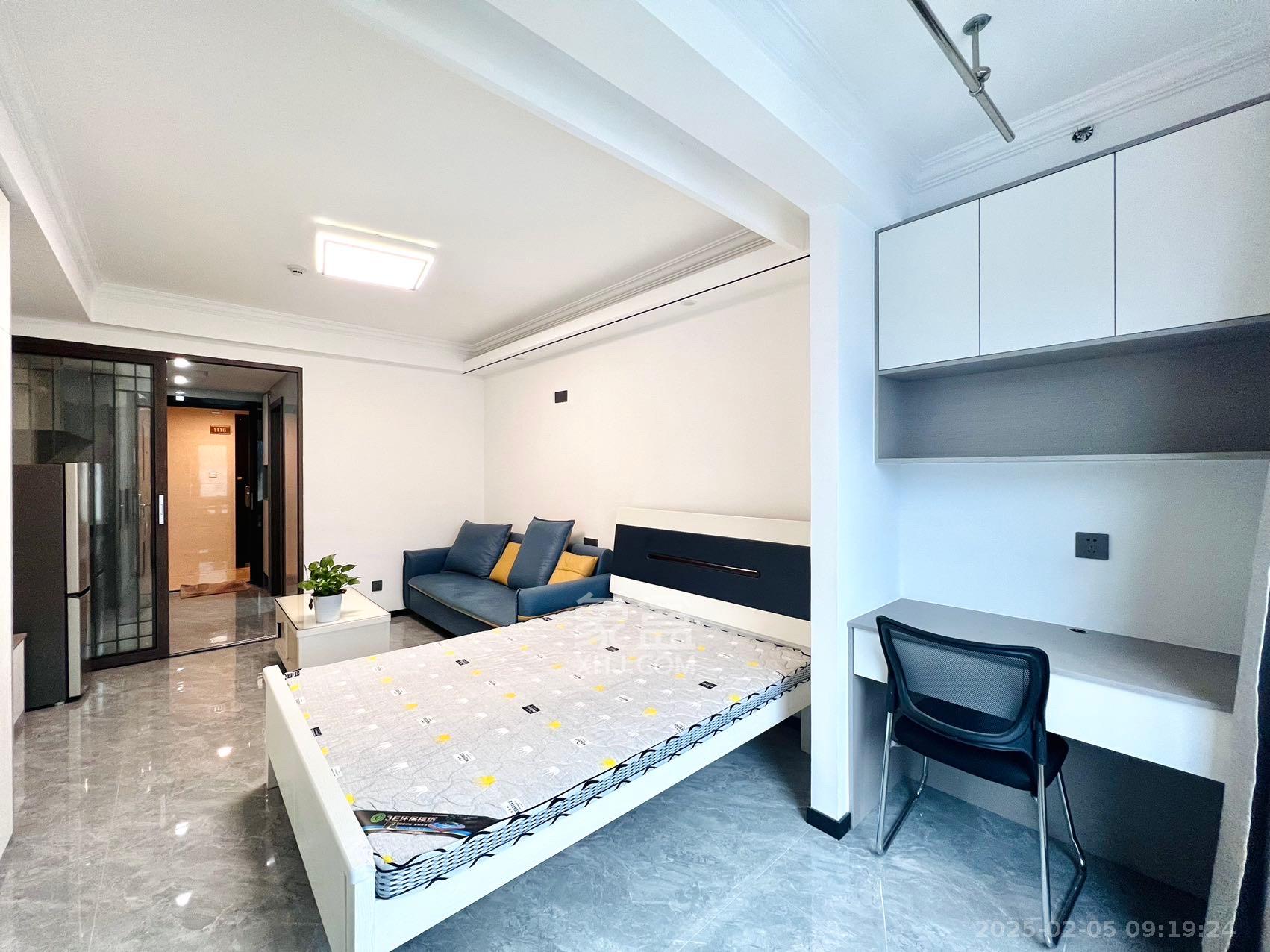 中海珑悦府 1室1厅1卫 1500.0元/月 中海珑悦府 1室1厅1卫 1500.0元/月室内图