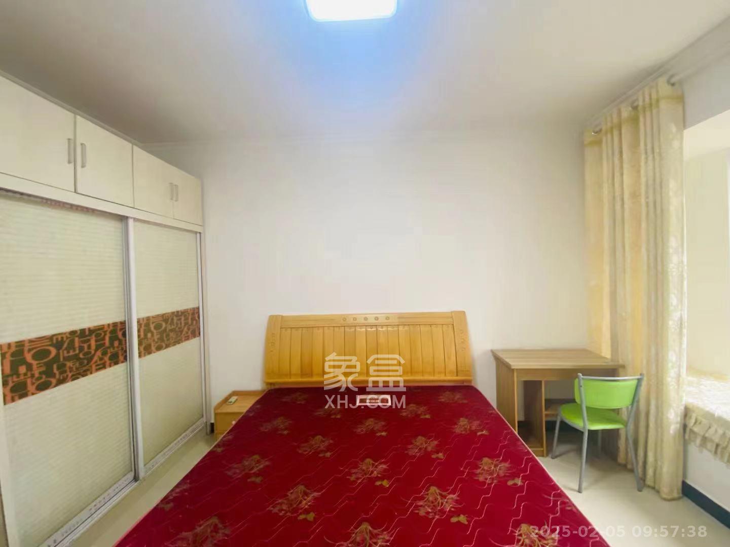 华润凤凰城三期 2室1厅1卫 1900.0元/月 华润凤凰城三期 2室1厅1卫 1900.0元/月室内图