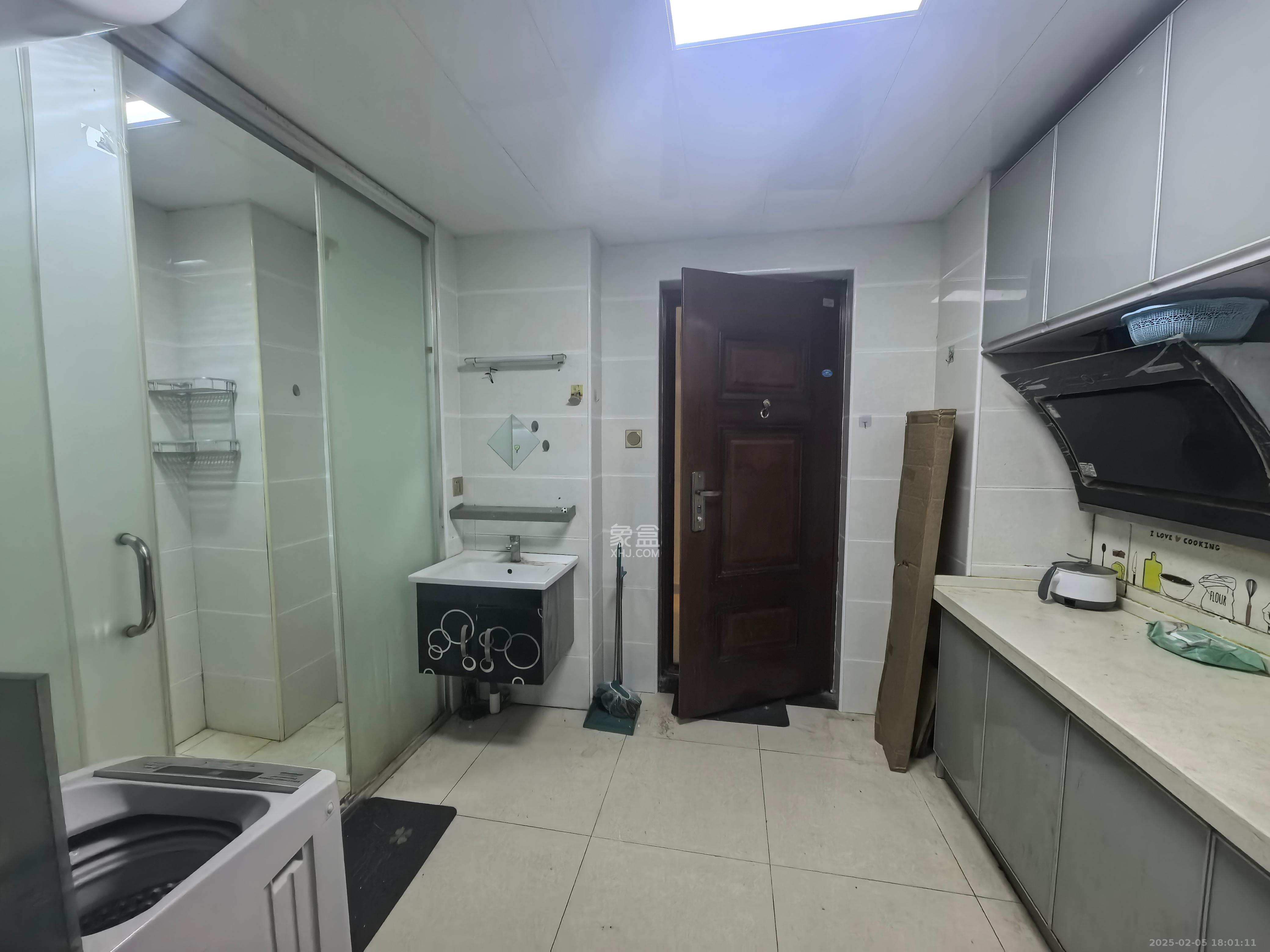 金茂梅溪湖 1室1厅1卫 1200.0元/月 金茂梅溪湖 1室1厅1卫 1200.0元/月室内图