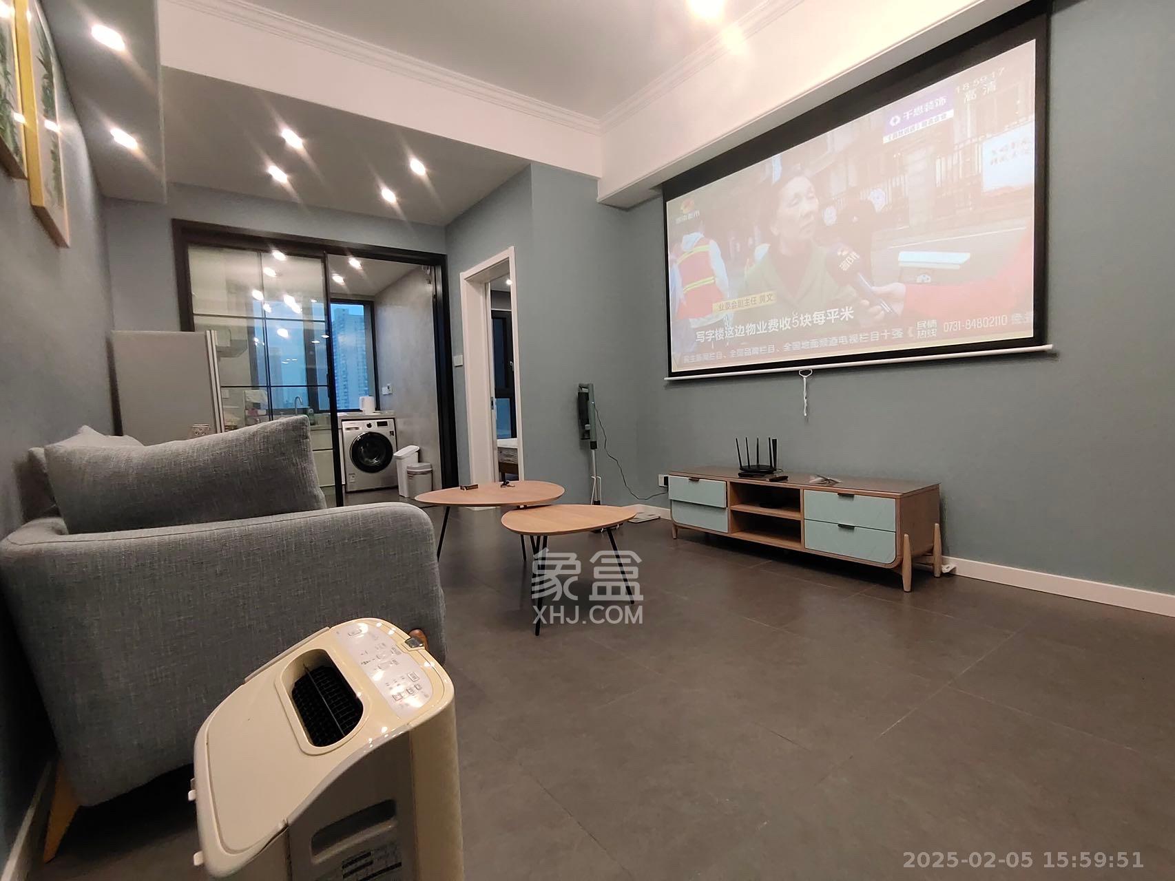 江南华府  1室1厅1卫    2600.0元/月 江南华府  1室1厅1卫    2600.0元/月室内图