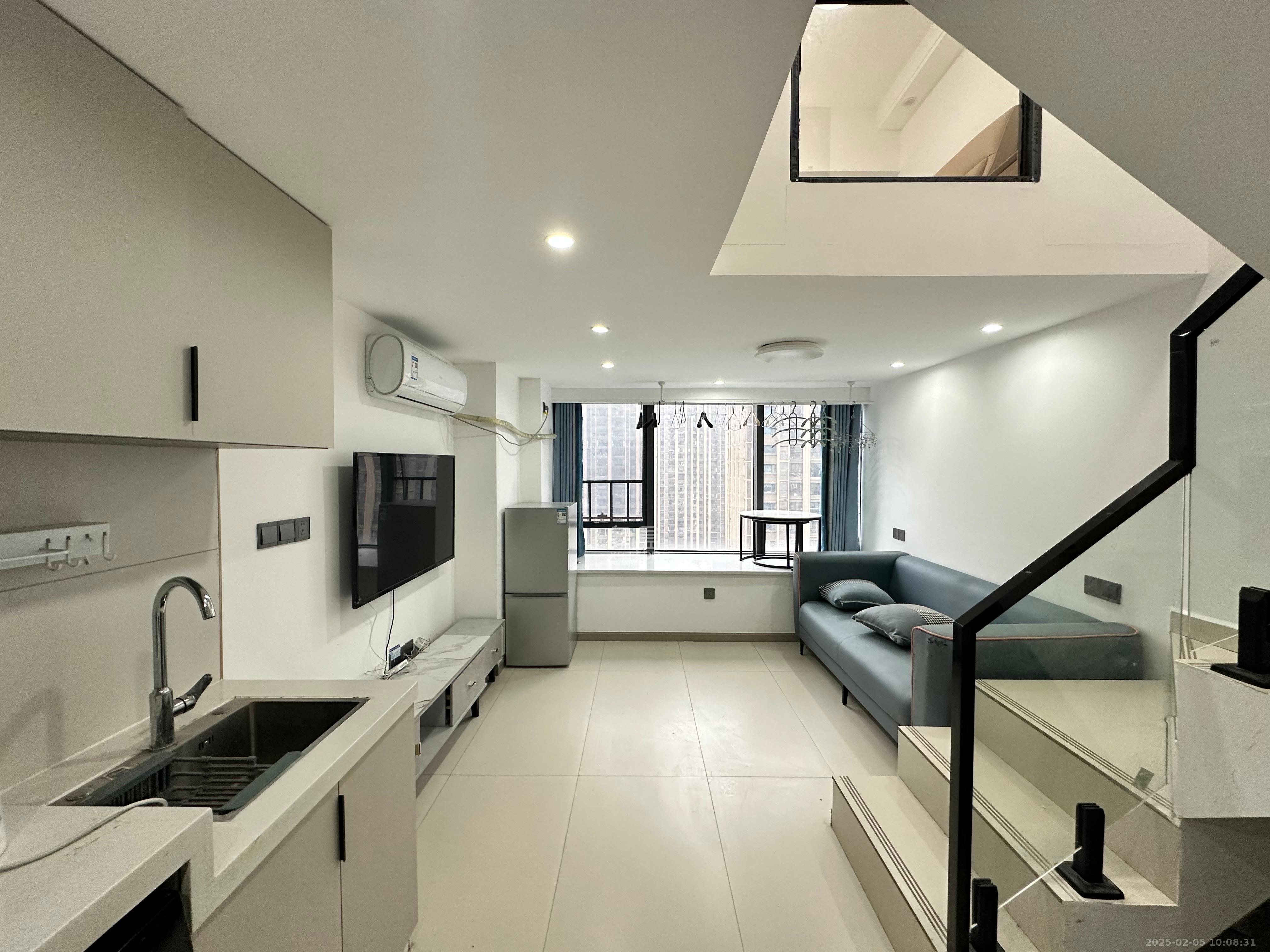 龙湖铂金岛 2室1厅1卫 2400.0元/月 龙湖铂金岛 2室1厅1卫 2400.0元/月室内图