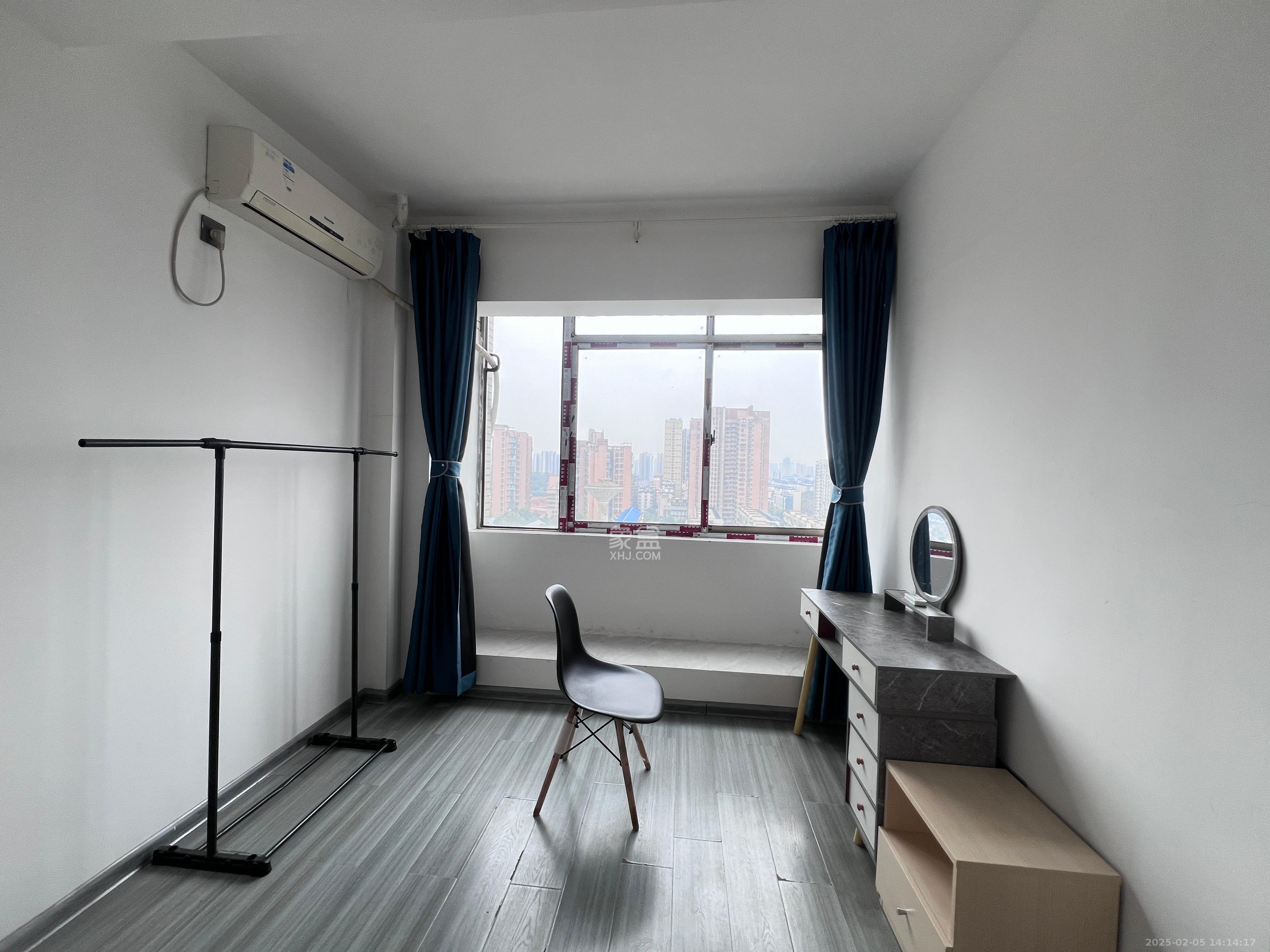 香颂国际  2室2厅1卫    2300.0元/月 香颂国际  2室2厅1卫    2300.0元/月室内图