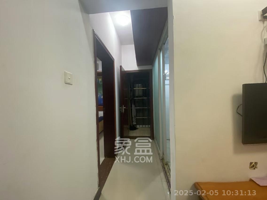 锦湘国际星城三期(锦绣苑) 1室1厅1卫 1700.0元/月 锦湘国际星城三期(锦绣苑) 1室1厅1卫 1700.0元/月室内图