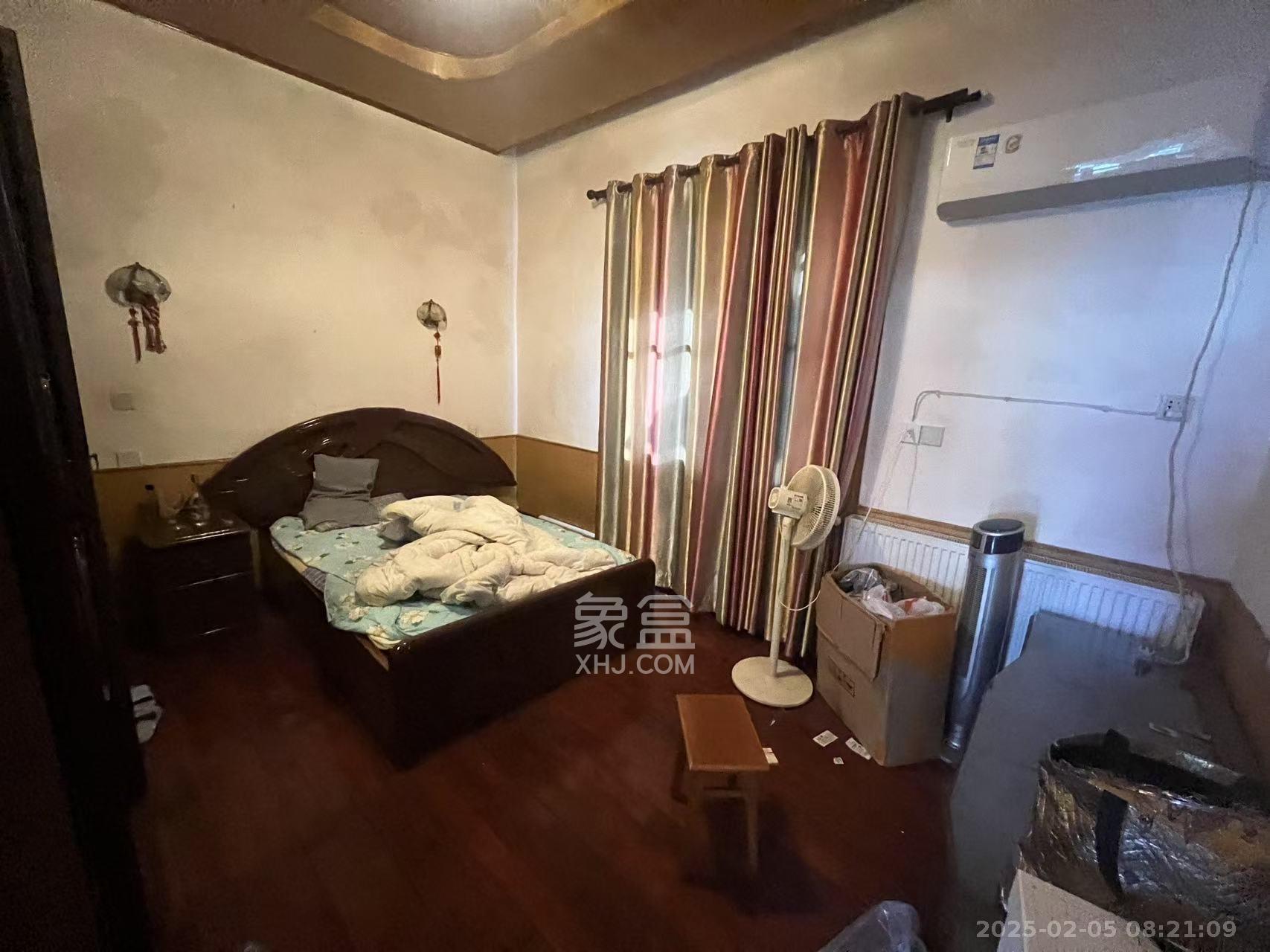 农机宿舍(省农机局大院宿舍)  4室2厅1卫    3000.0元/月 农机宿舍(省农机局大院宿舍)  4室2厅1卫    3000.0元/月室内图1