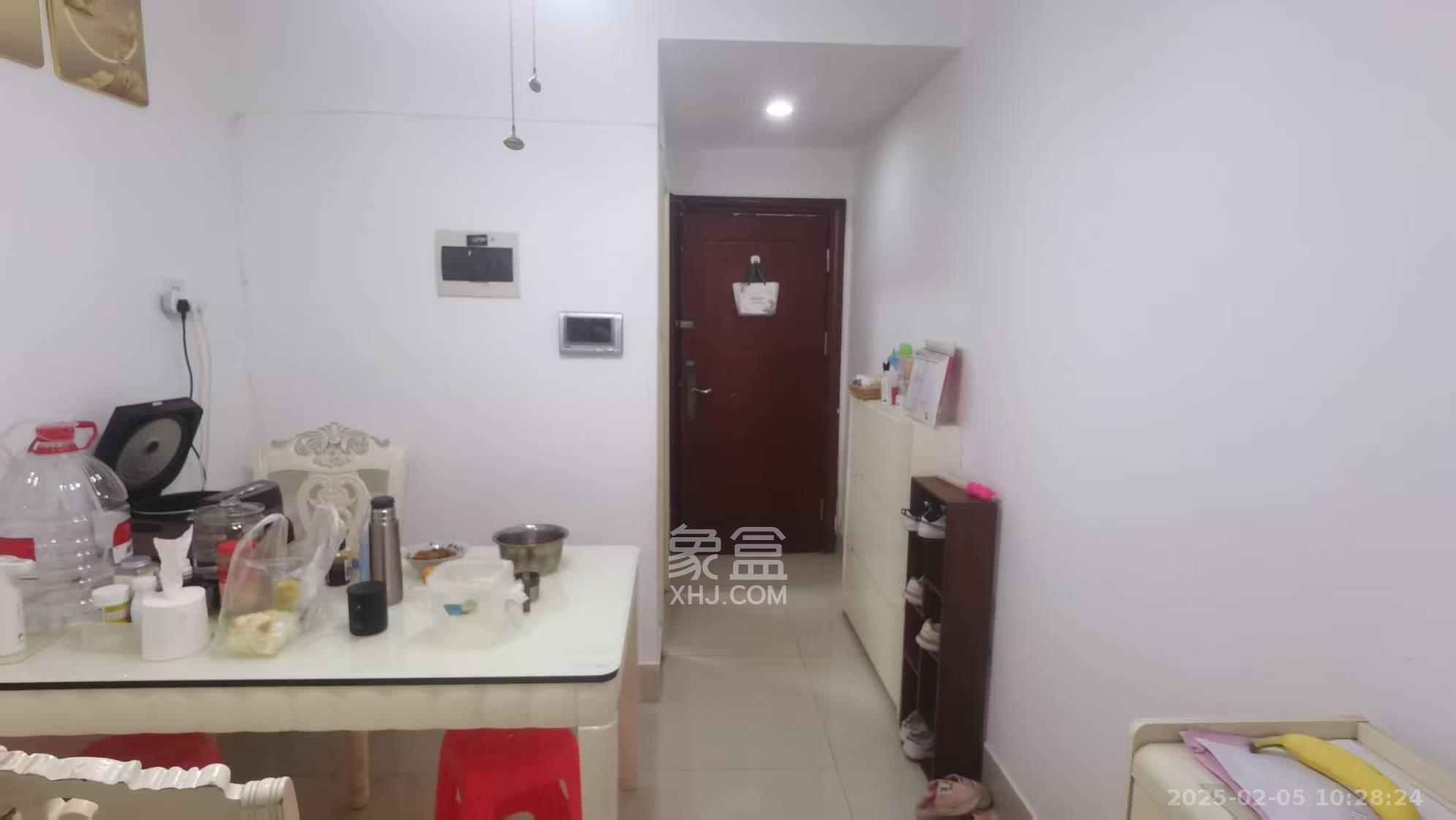 江山帝景雅典  3室2厅1卫    1800.0元/月 江山帝景雅典  3室2厅1卫    1800.0元/月室内图