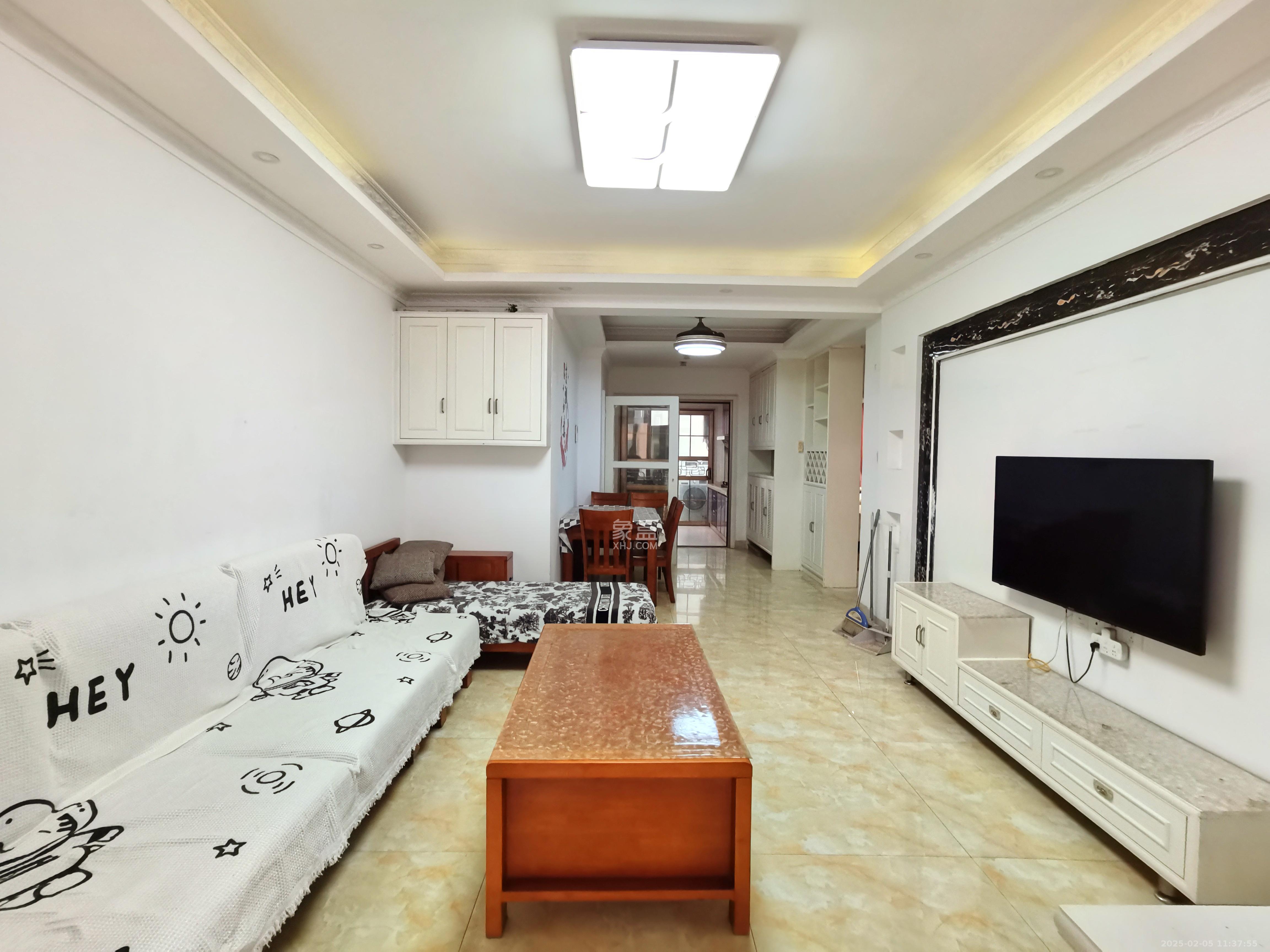 山语城二期 2室2厅1卫 2000.0元/月 山语城二期 2室2厅1卫 2000.0元/月室内图