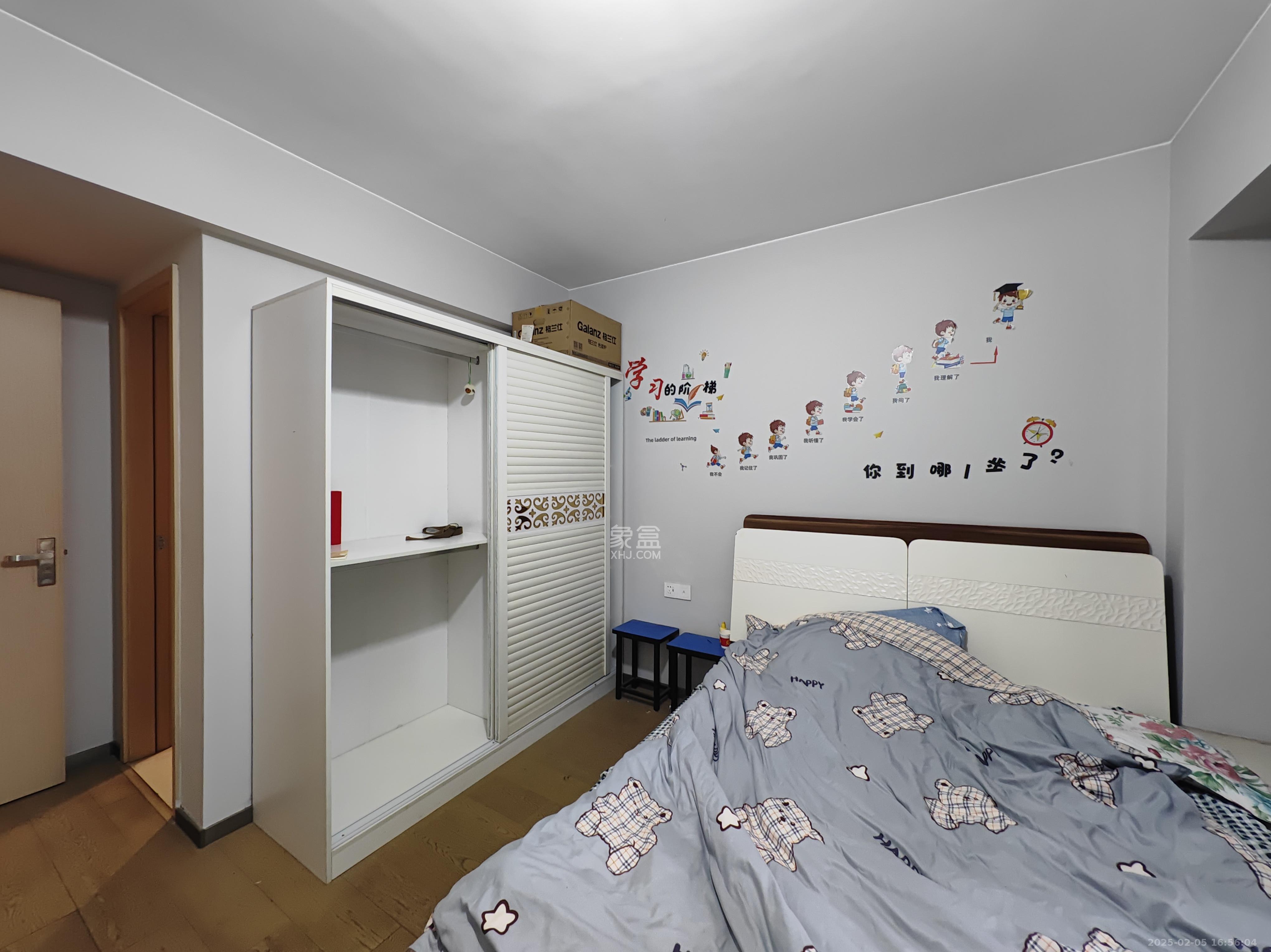 时代年华 3室2厅2卫 2000.0元/月 时代年华 3室2厅2卫 2000.0元/月室内图