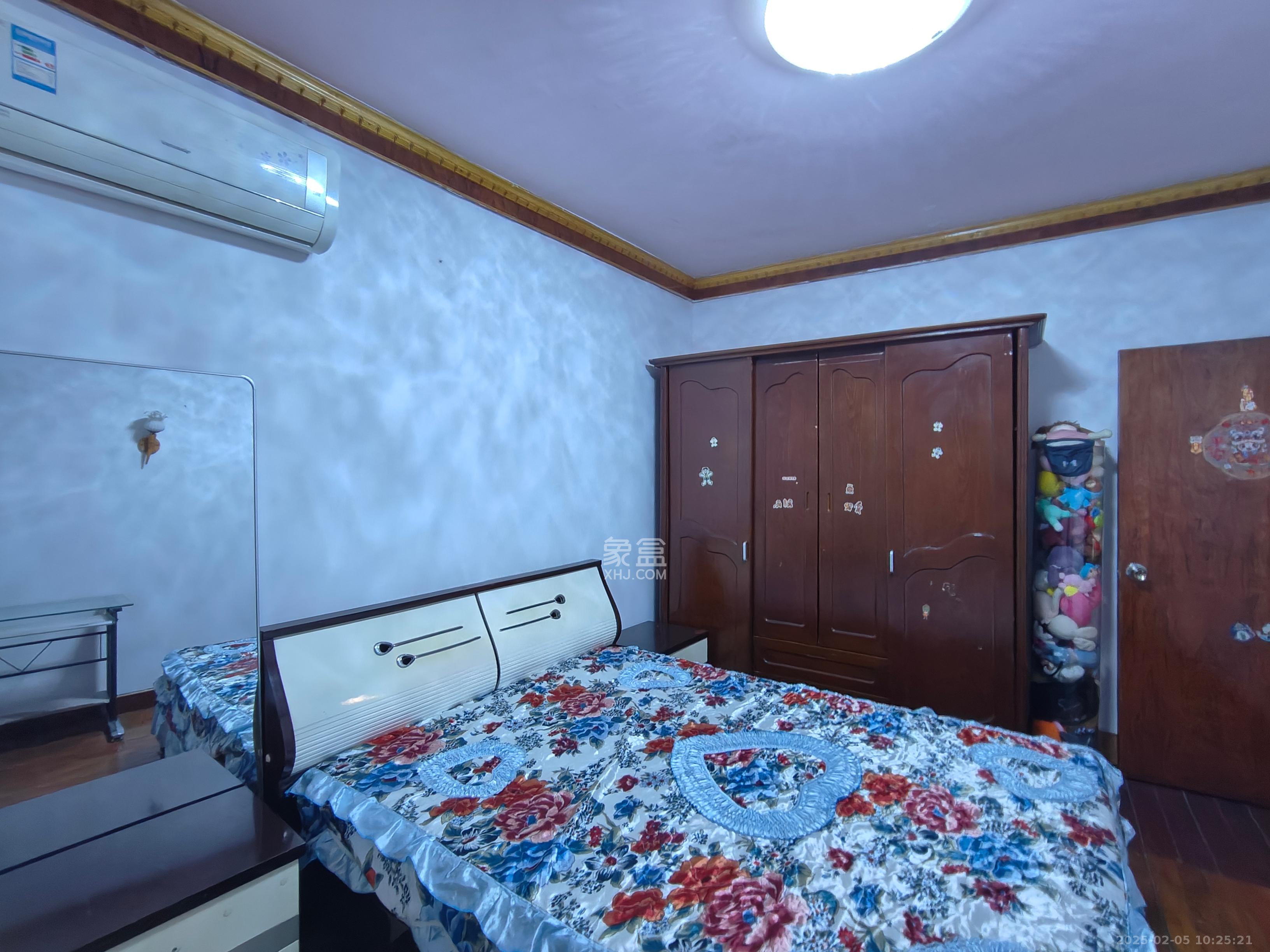 城市花园  2室1厅2卫    2500.0元/月 城市花园  2室1厅2卫    2500.0元/月室内图