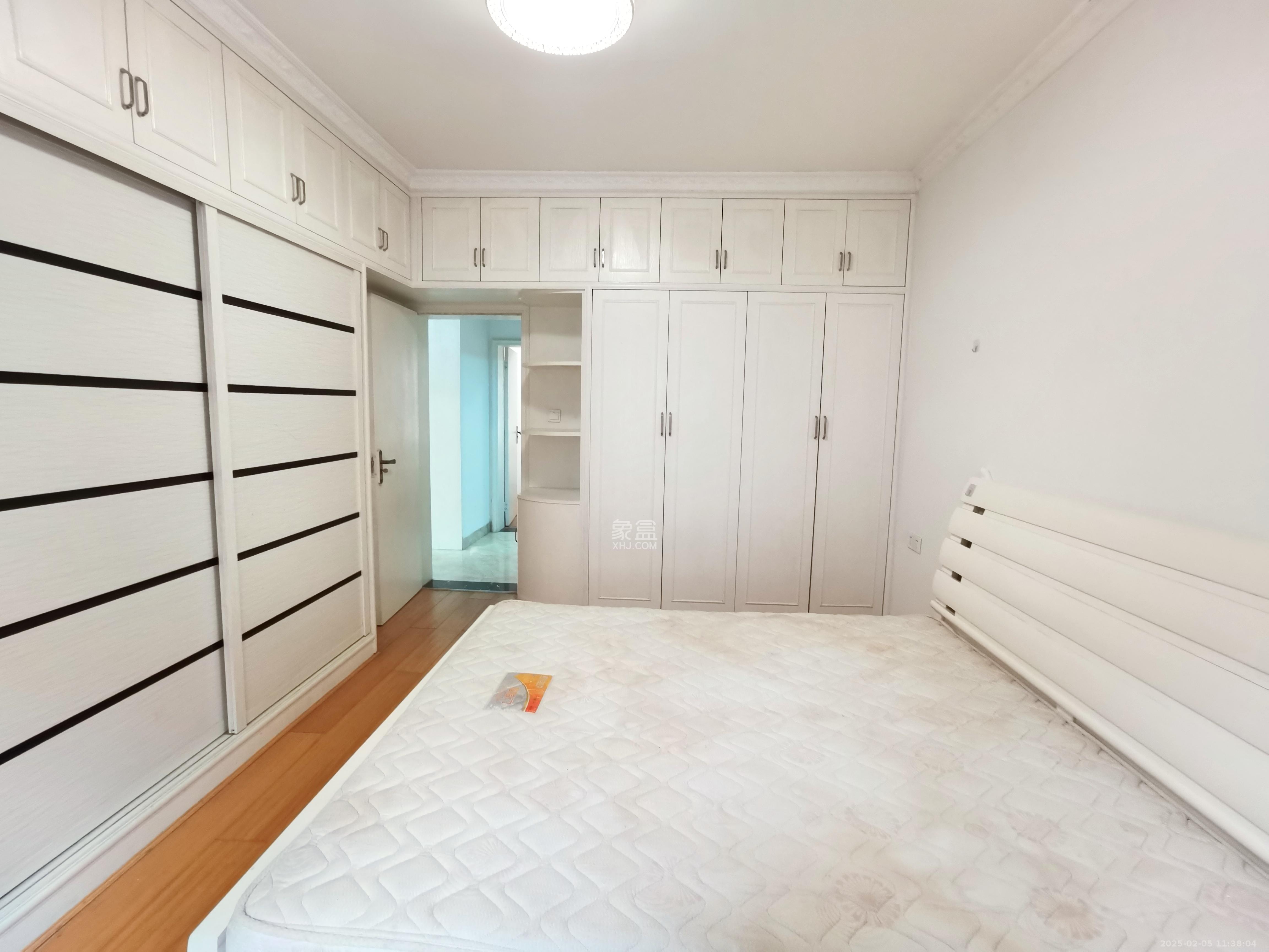 山语城二期 2室2厅1卫 2000.0元/月 山语城二期 2室2厅1卫 2000.0元/月室内图