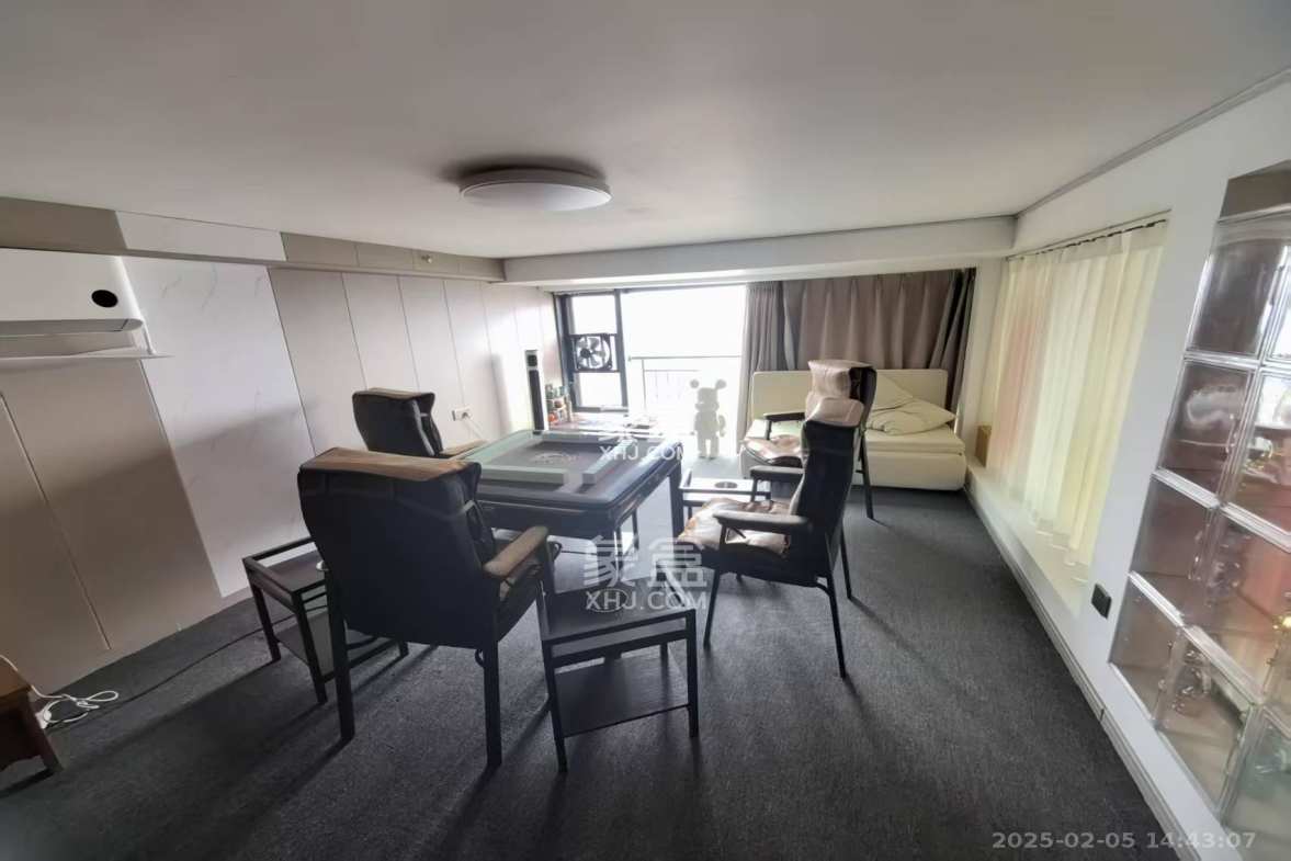 京武浪琴山三期(京武中心) 4室2厅2卫 6700.0元/月 京武浪琴山三期(京武中心) 4室2厅2卫 6700.0元/月室内图