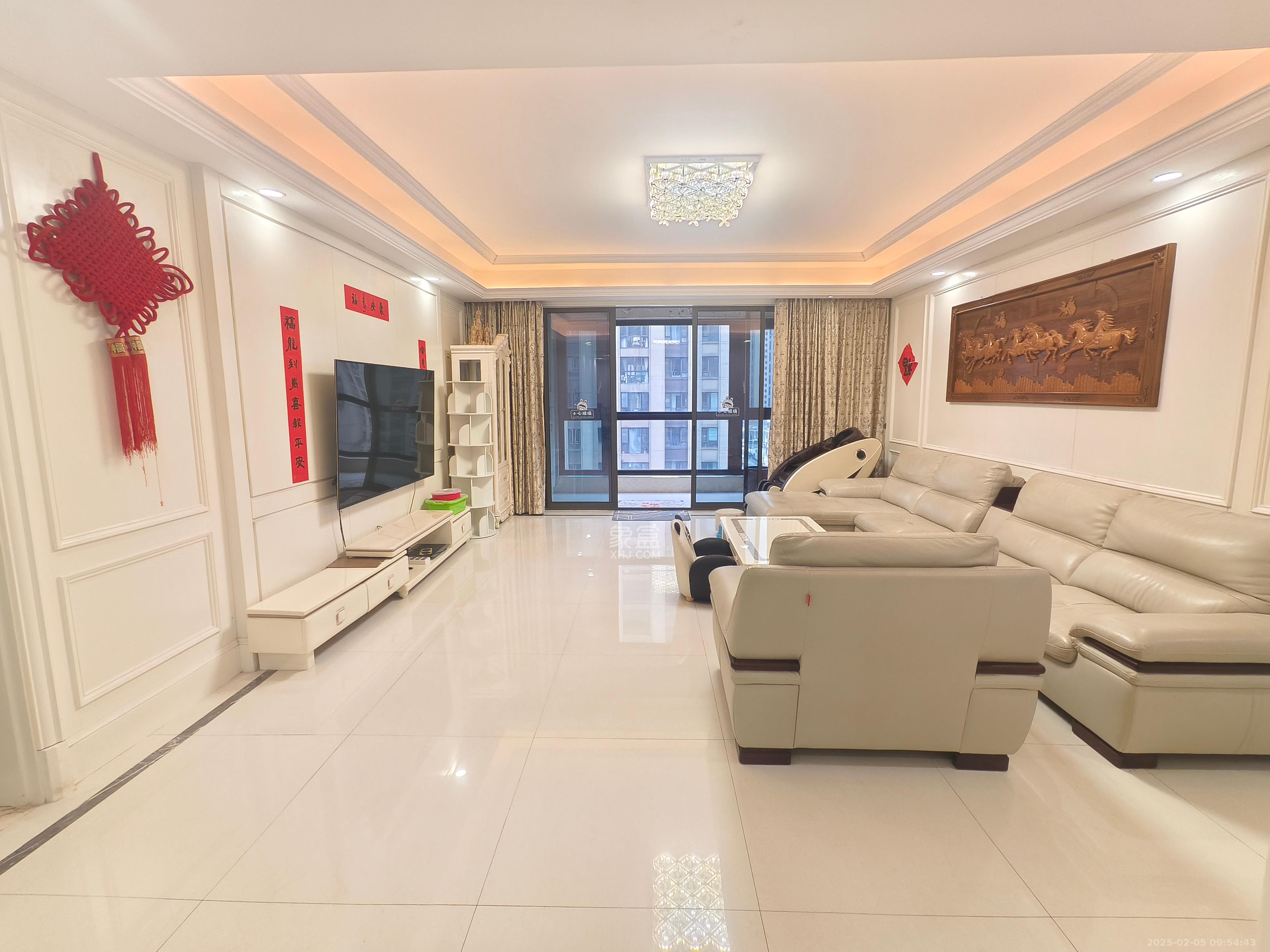 金茂梅溪湖 4室2厅3卫 9000.0元/月 金茂梅溪湖 4室2厅3卫 9000.0元/月室内图