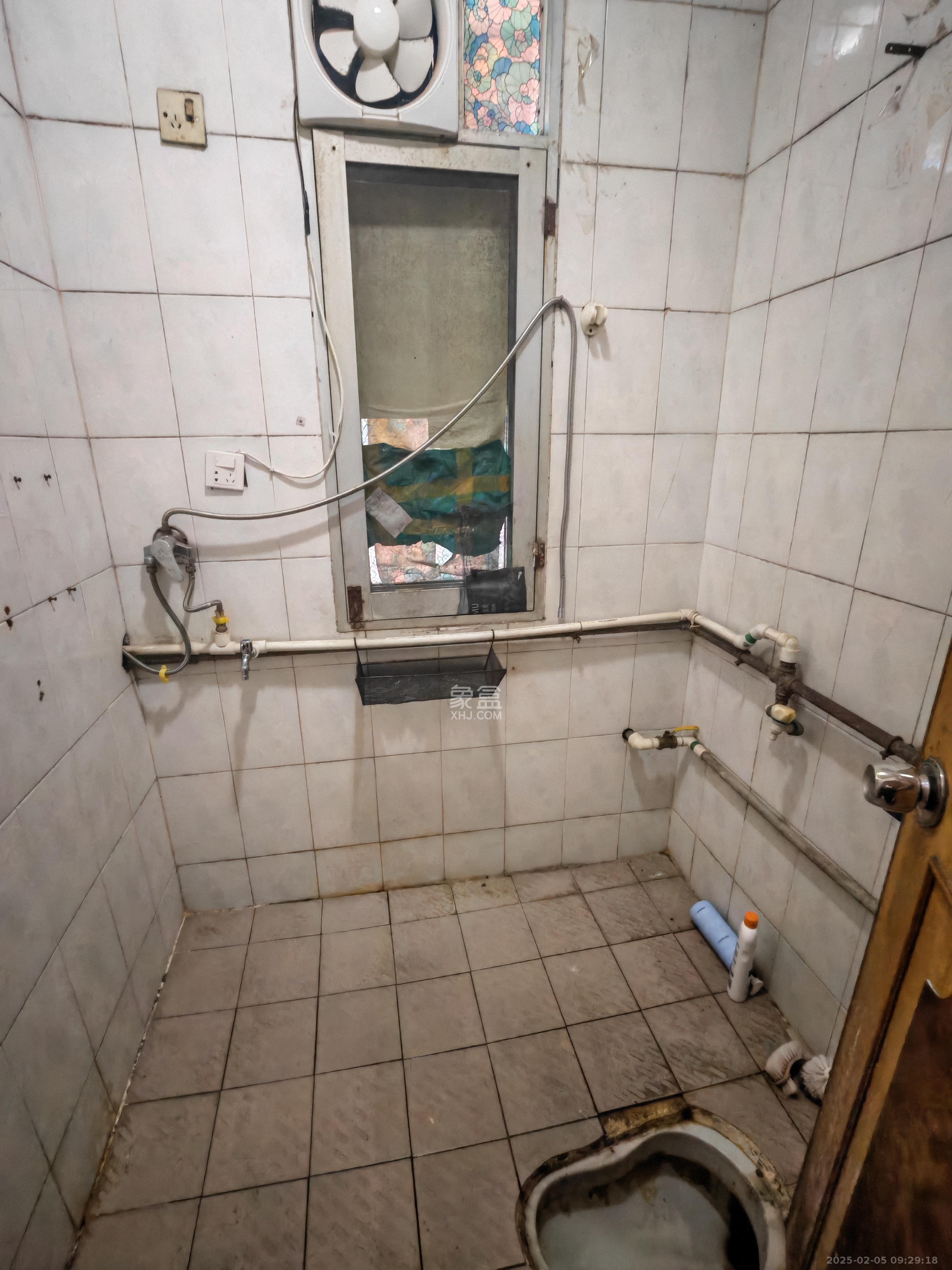 通程物流宿舍 1室1厅1卫 1300.0元/月 通程物流宿舍 1室1厅1卫 1300.0元/月室内图