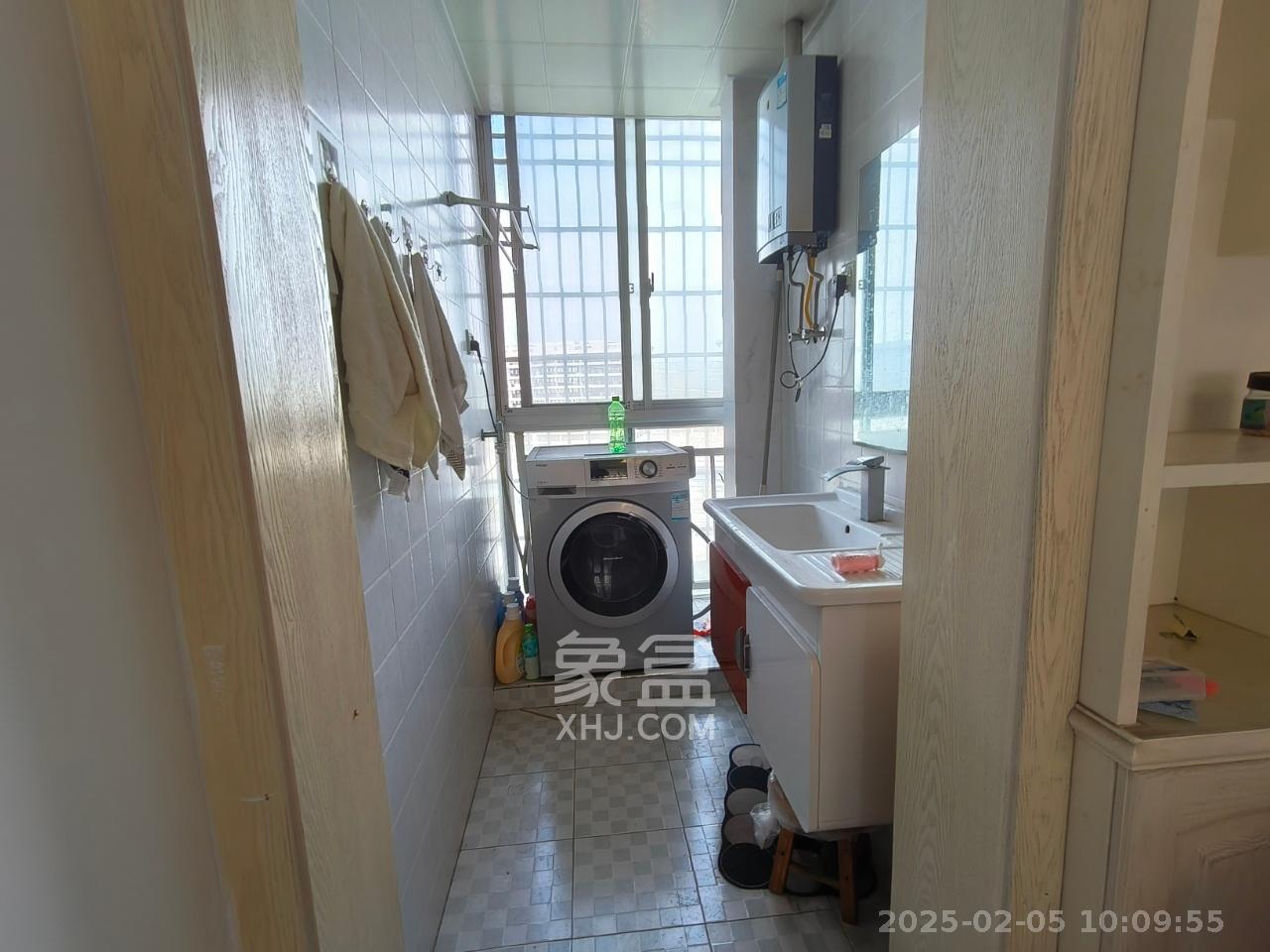 德泽苑 1室0厅0卫 2000.0元/月 德泽苑 1室0厅0卫 2000.0元/月室内图