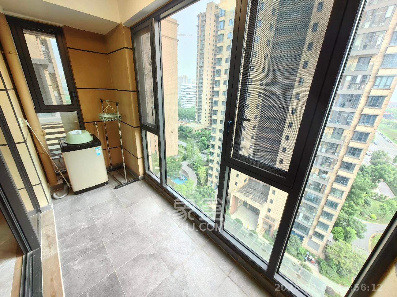 梦想新天地 3室2厅2卫 3000.0元/月 梦想新天地 3室2厅2卫 3000.0元/月室内图