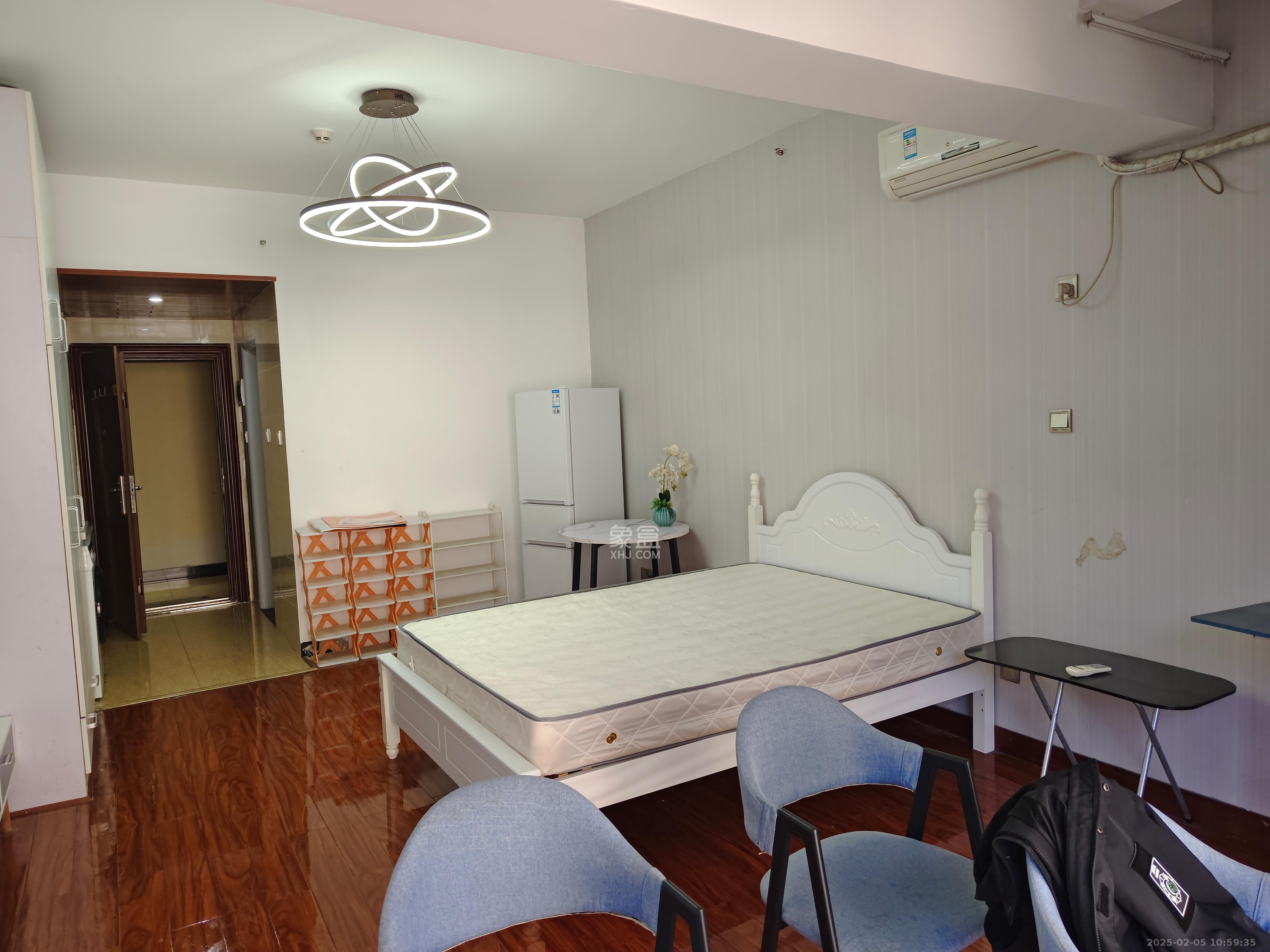 恒大金都(华瑞金都)  1室1厅1卫    1400.0元/月 恒大金都(华瑞金都)  1室1厅1卫    1400.0元/月室内图