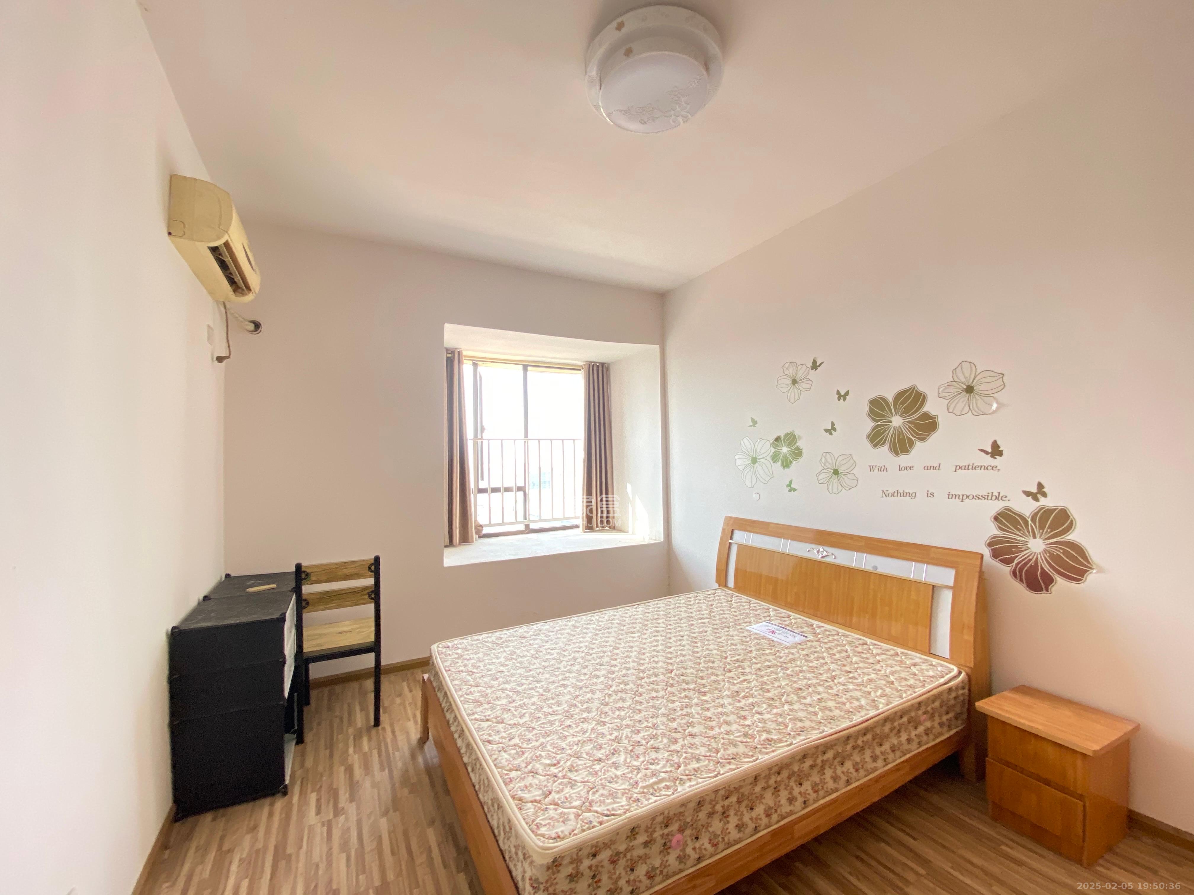 保利麓谷林语F区 2室1厅1卫 2000.0元/月 保利麓谷林语F区 2室1厅1卫 2000.0元/月室内图