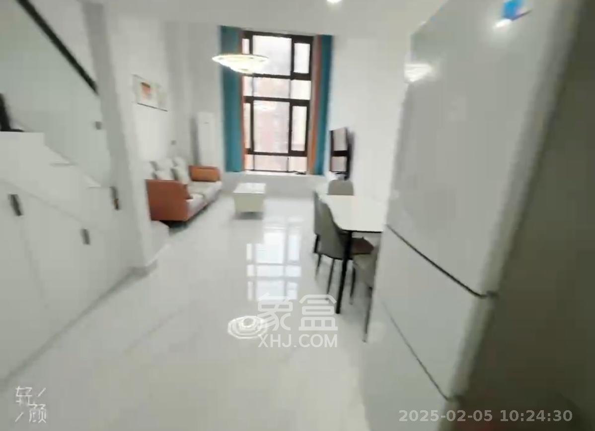 弘阳时光里 2室2厅1卫 2100.0元/月 弘阳时光里 2室2厅1卫 2100.0元/月室内图