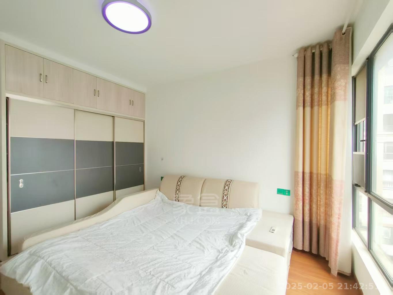 湘银星城 3室2厅2卫 2100.0元/月 湘银星城 3室2厅2卫 2100.0元/月室内图