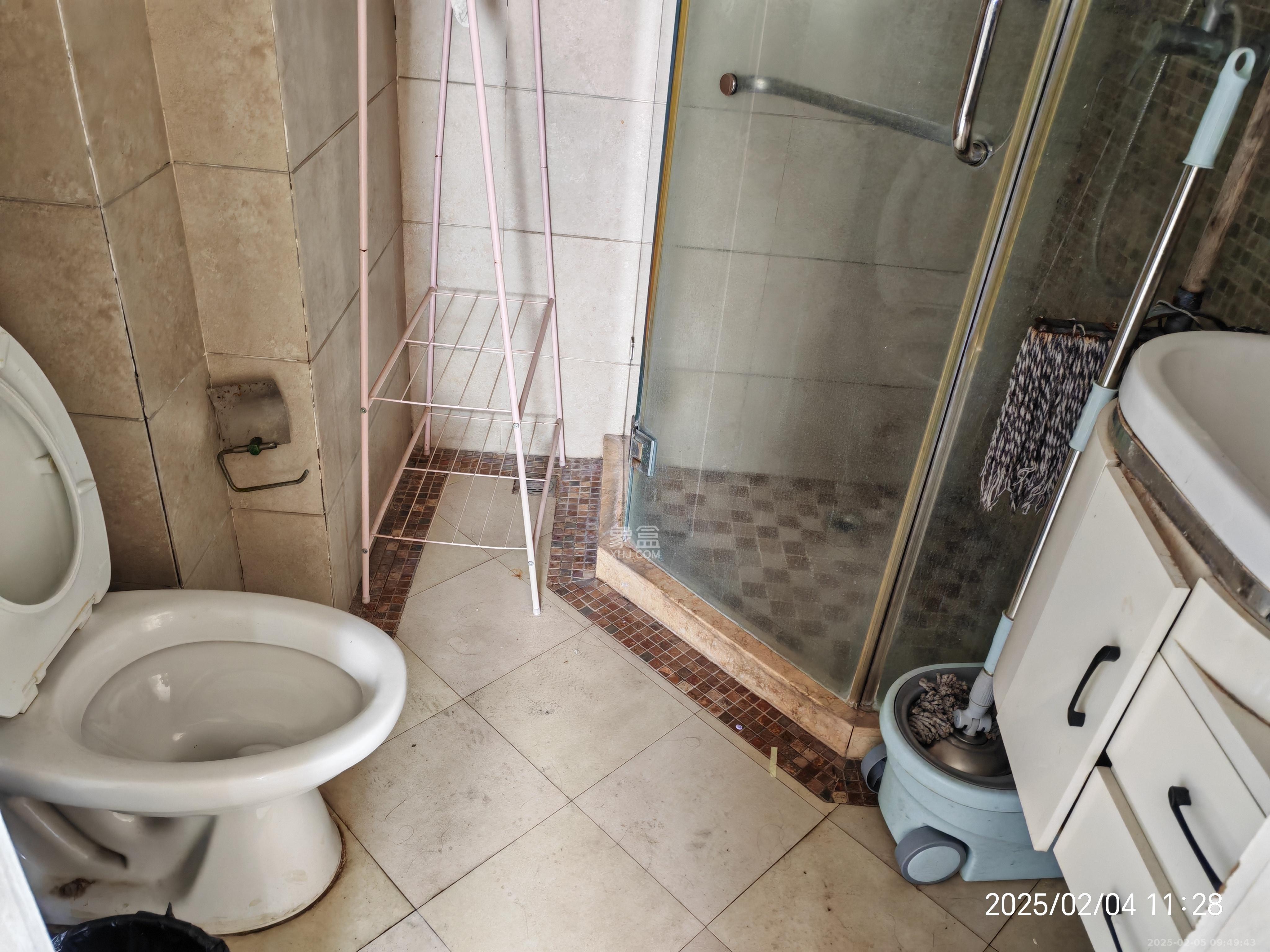 郡原广场 1室1厅1卫 1800.0元/月 郡原广场 1室1厅1卫 1800.0元/月室内图