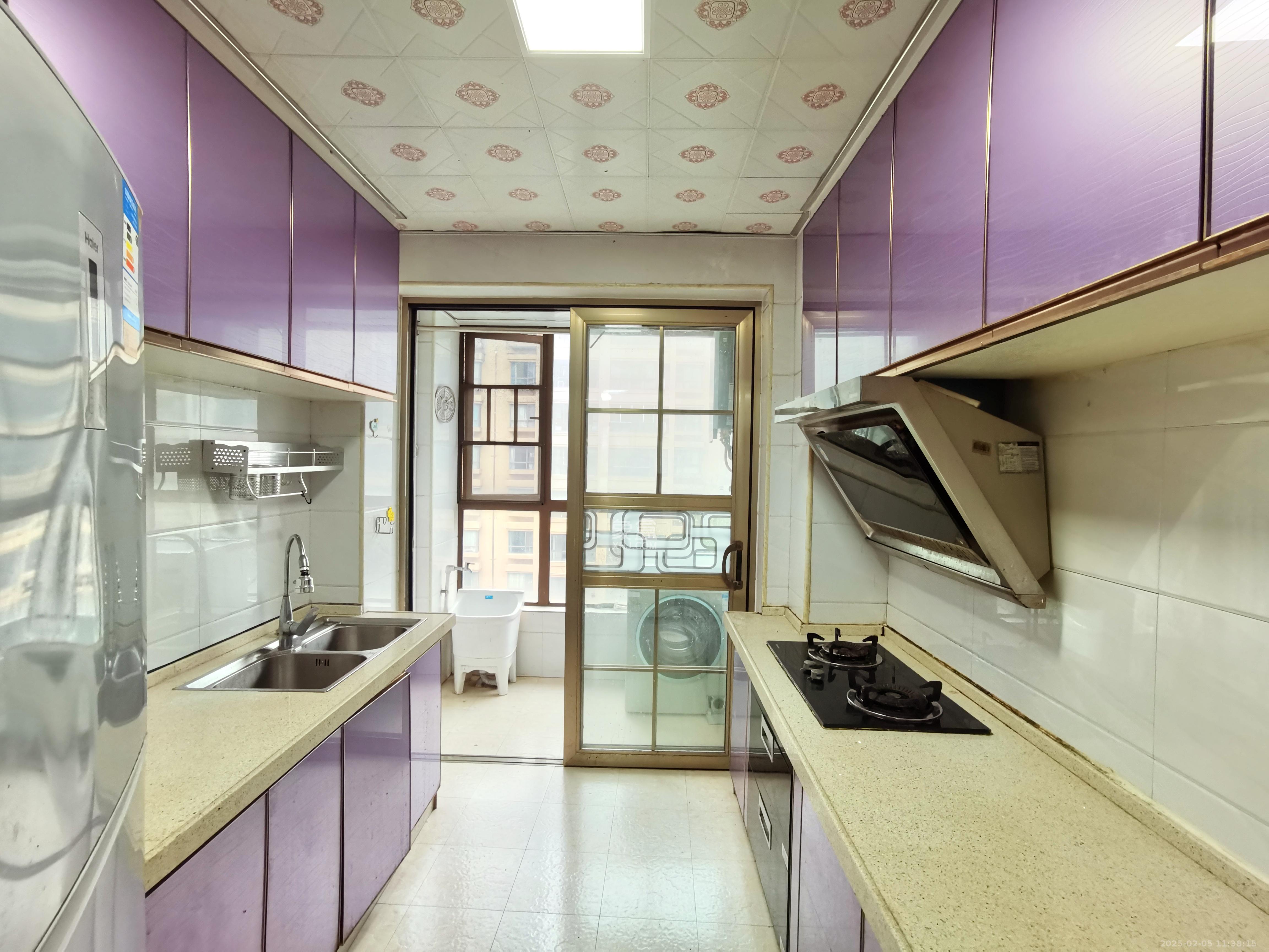 山语城二期 2室2厅1卫 2000.0元/月 山语城二期 2室2厅1卫 2000.0元/月室内图