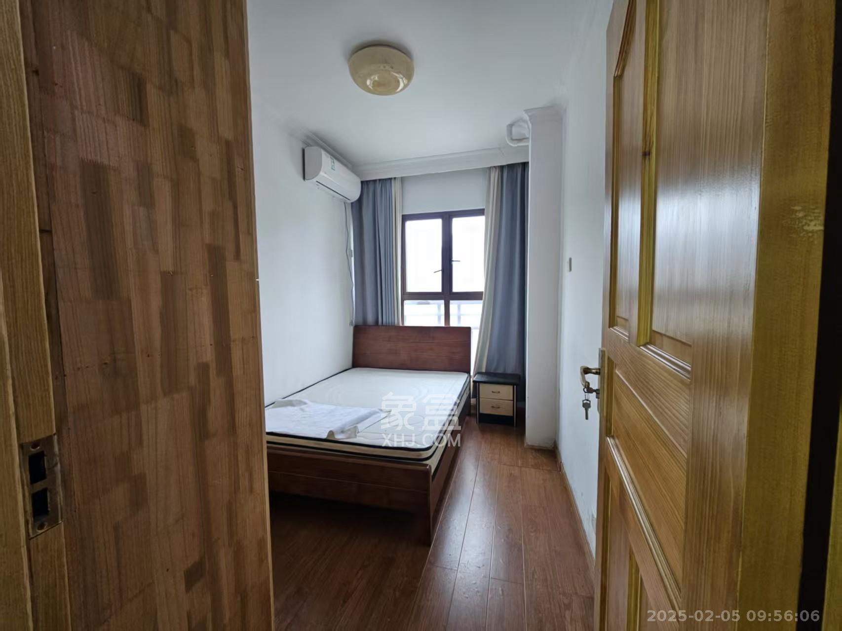 高信向日葵  3室2厅2卫    2700.0元/月 高信向日葵  3室2厅2卫    2700.0元/月室内图