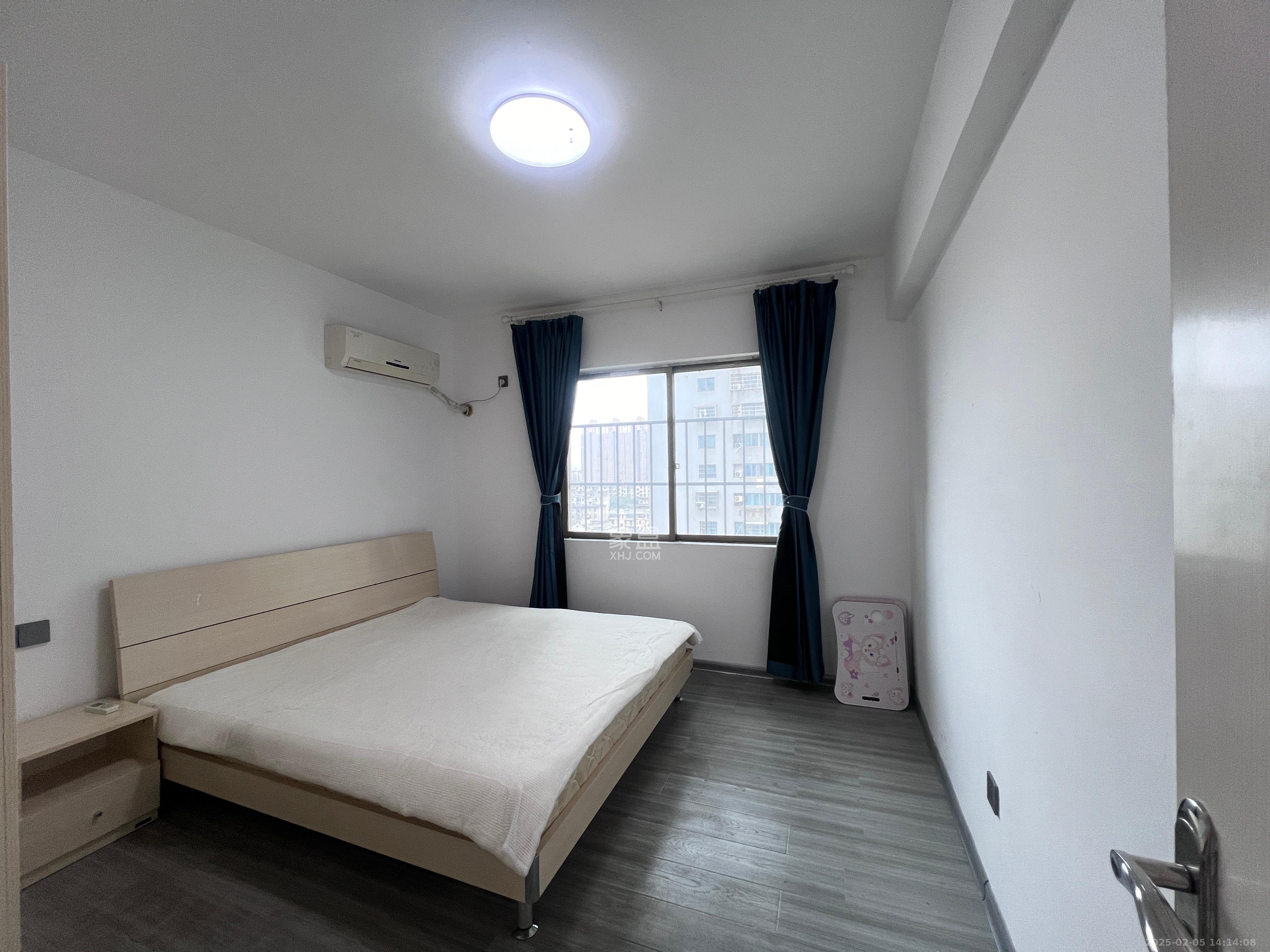 香颂国际  2室2厅1卫    2300.0元/月 香颂国际  2室2厅1卫    2300.0元/月室内图