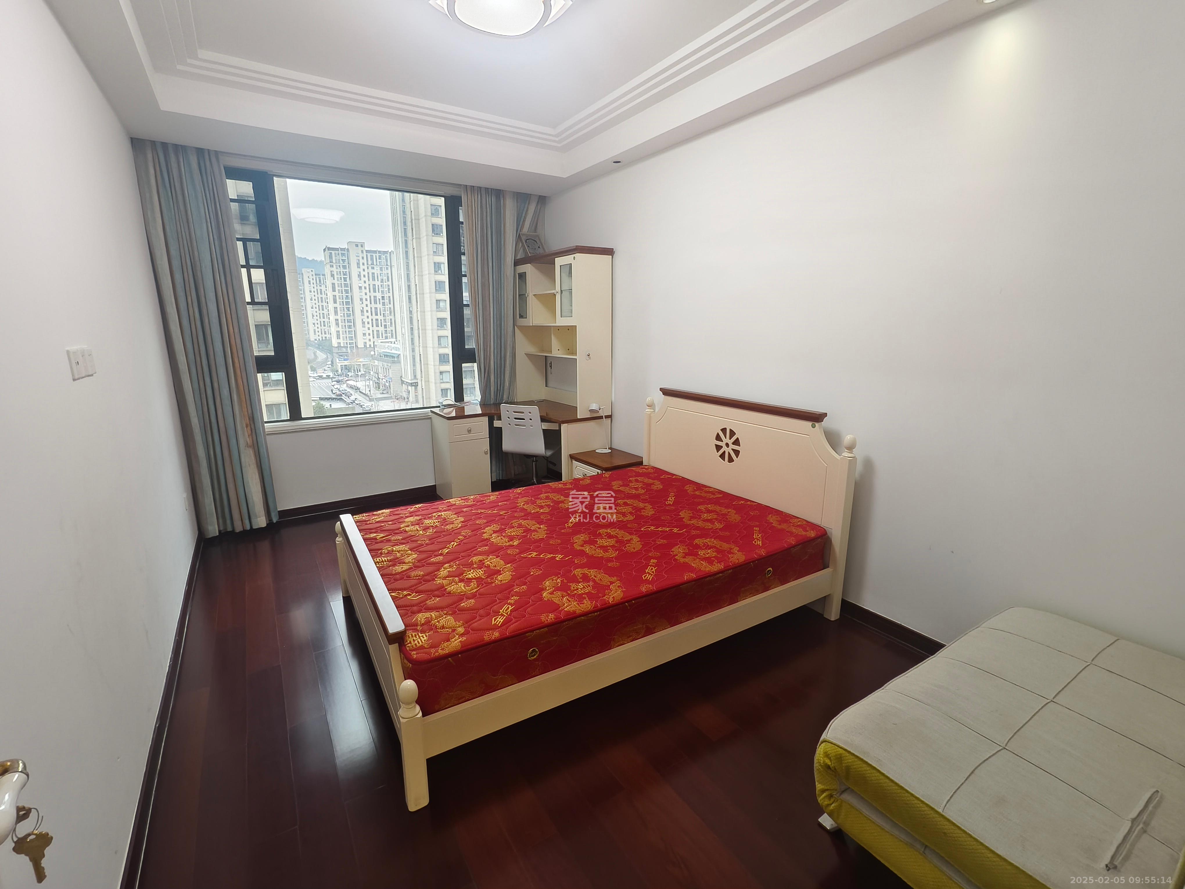 金茂梅溪湖 4室2厅3卫 9000.0元/月 金茂梅溪湖 4室2厅3卫 9000.0元/月室内图